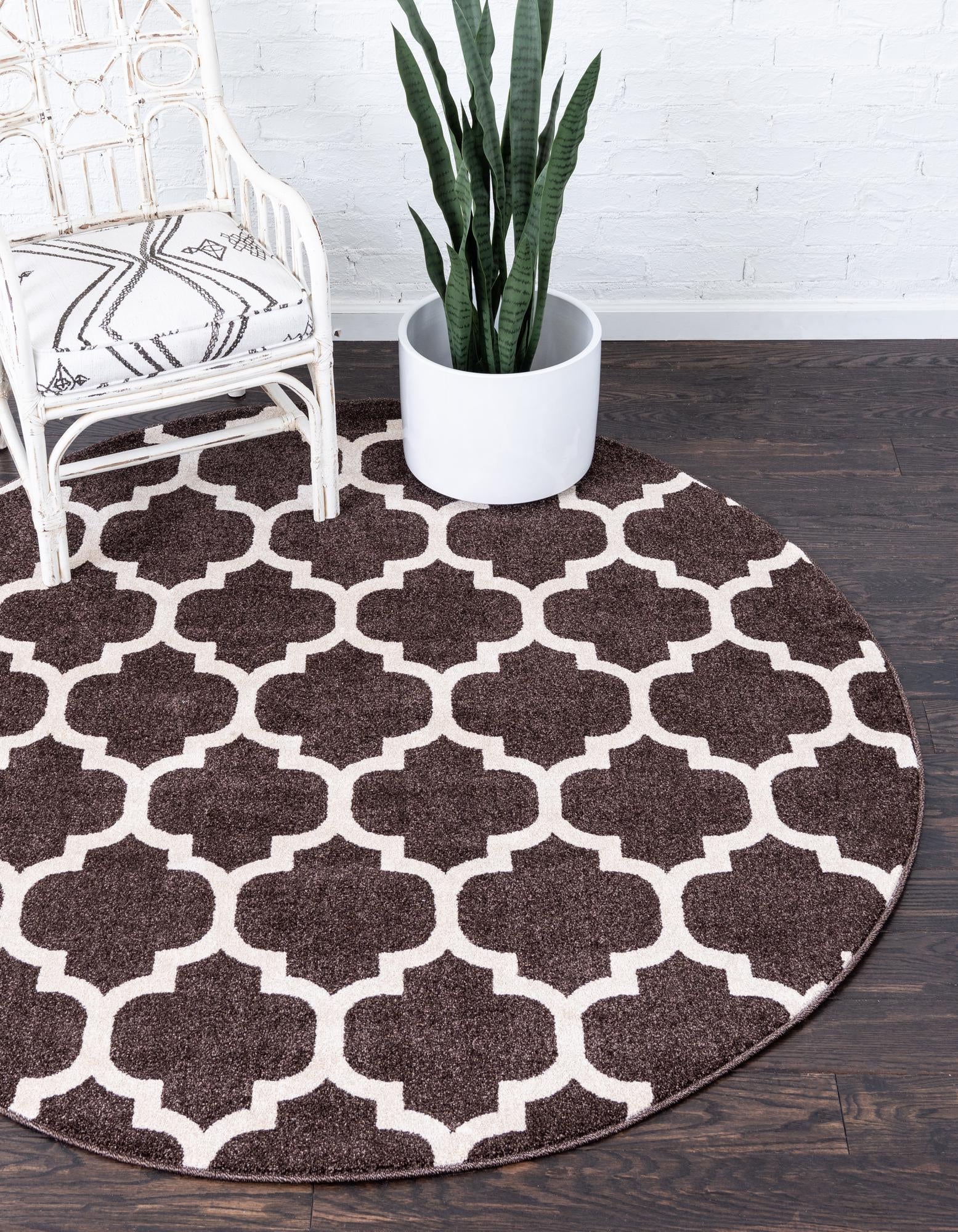 Lattice Gardens Collection Area Rug -  Bloomfield (Chocolate Brown)