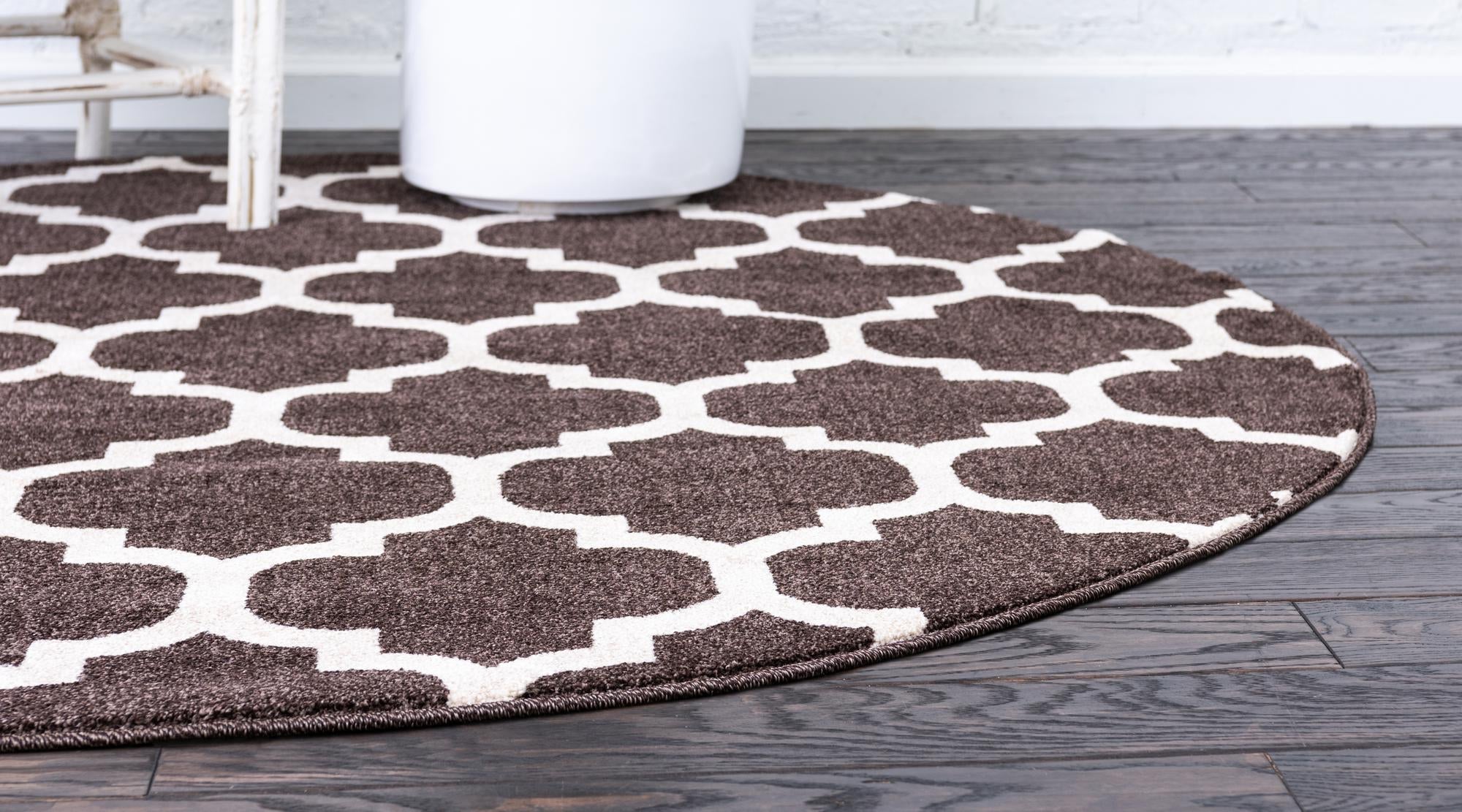 Lattice Gardens Collection Area Rug -  Bloomfield (Chocolate Brown)