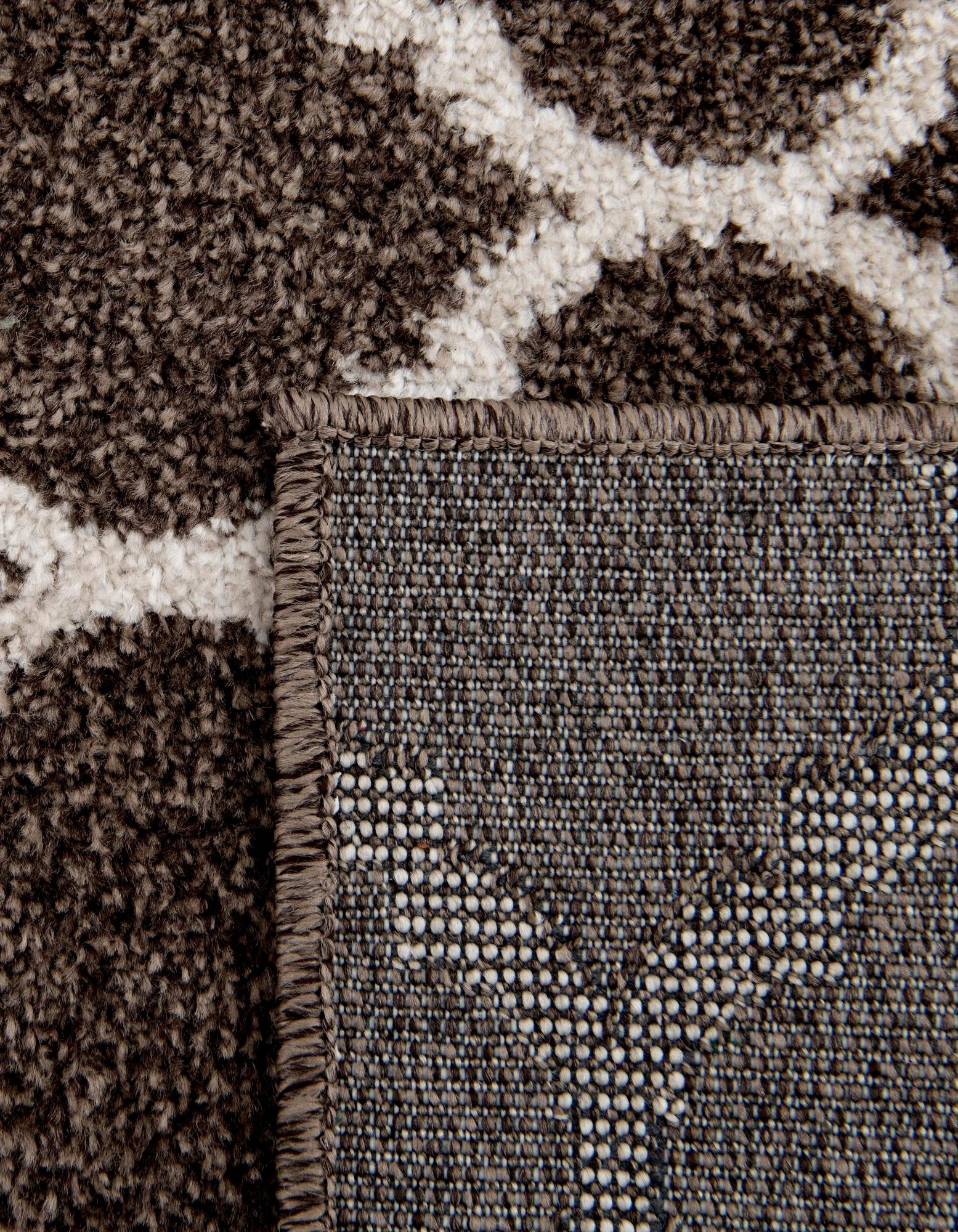 Lattice Gardens Collection Area Rug -  Bloomfield (Chocolate Brown)