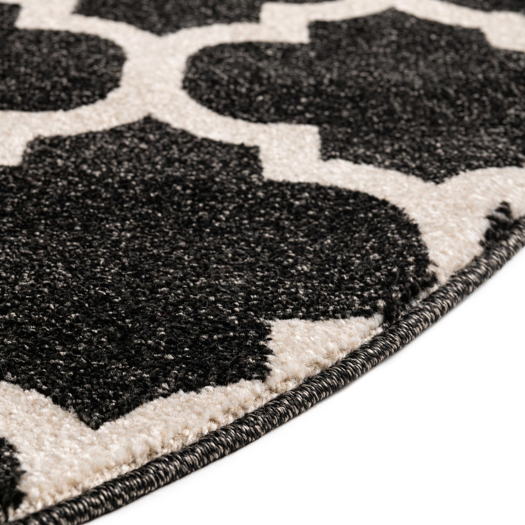 Lattice Gardens Collection Area Rug -  Bloomfield (Black)