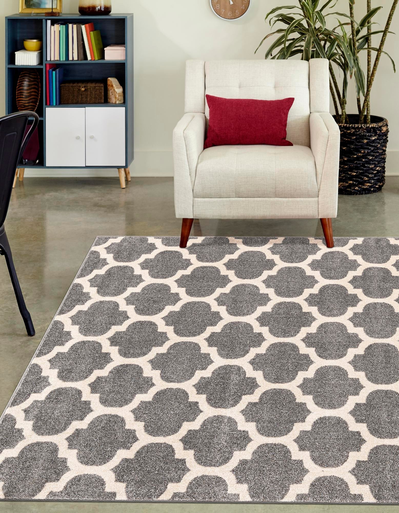 Lattice Gardens Collection Area Rug -  Bloomfield (Dark Gray)