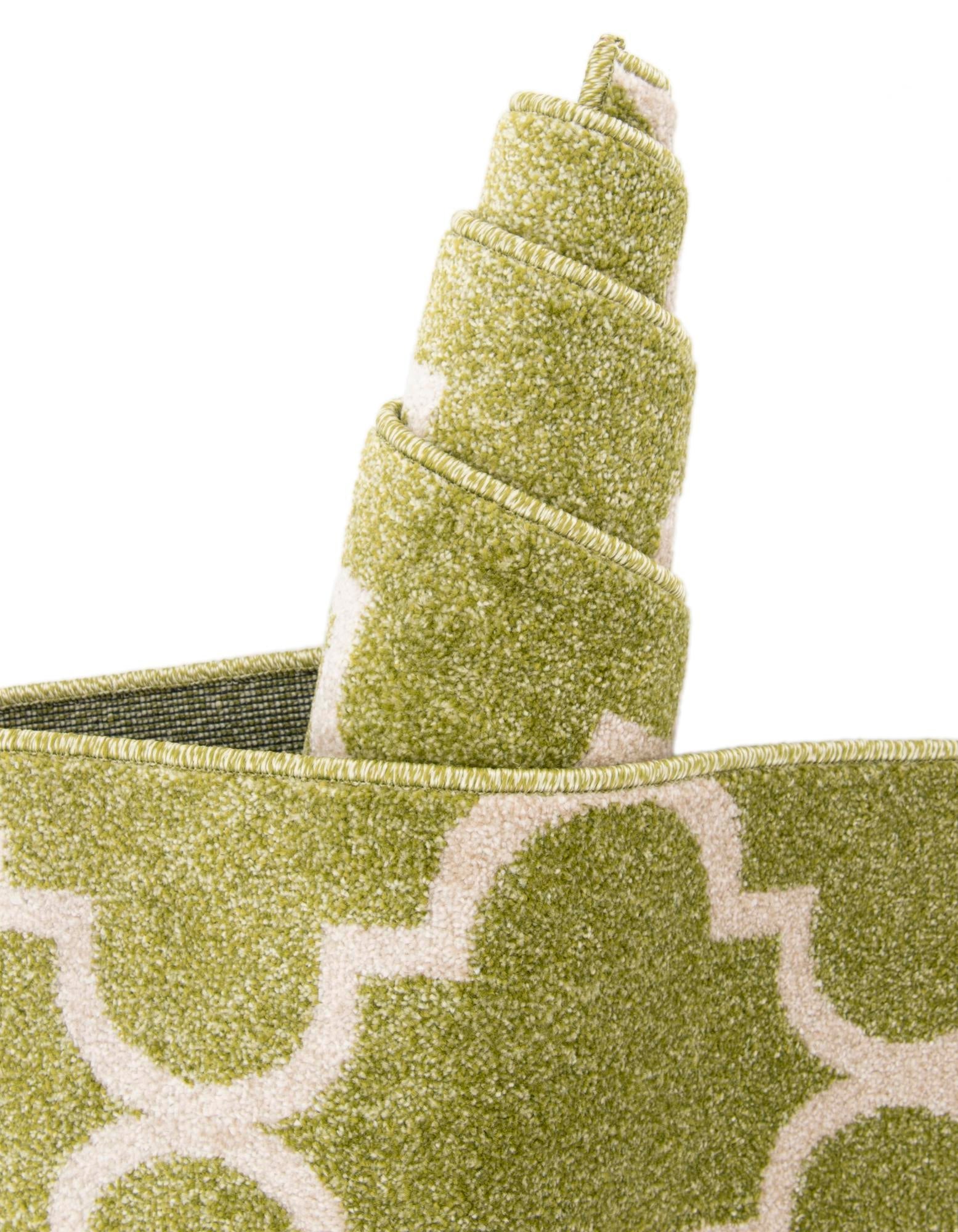 Lattice Gardens Collection Area Rug -  Bloomfield (Light Green)