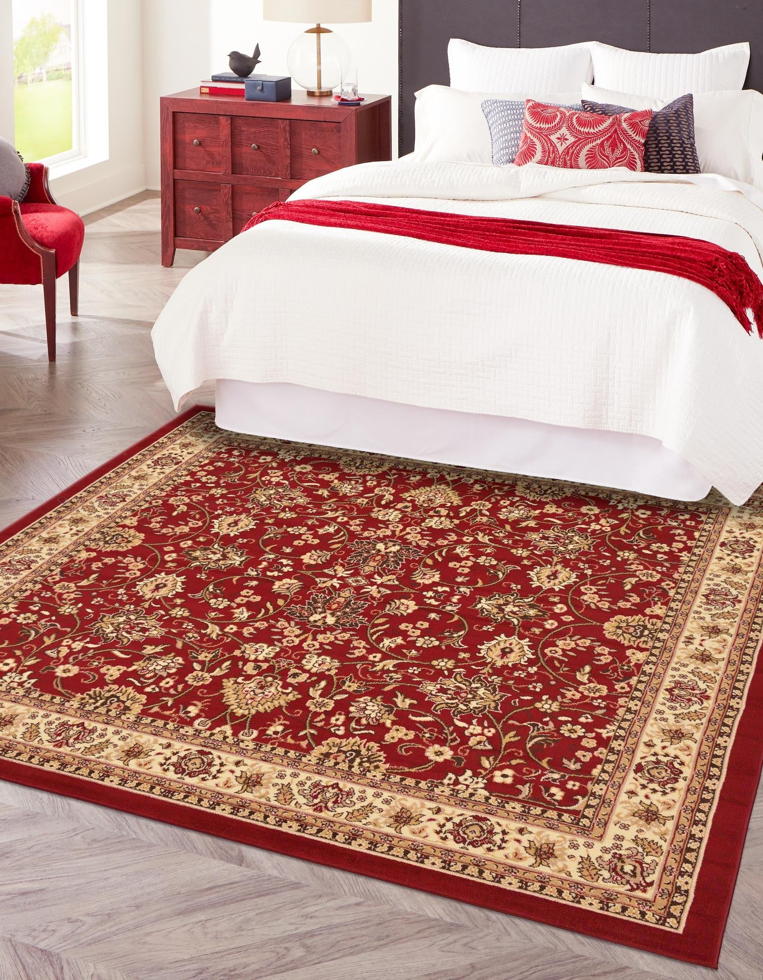 Isfahan Elegance Collection Area Rug - Naghsh-e Jahan (Burgundy)