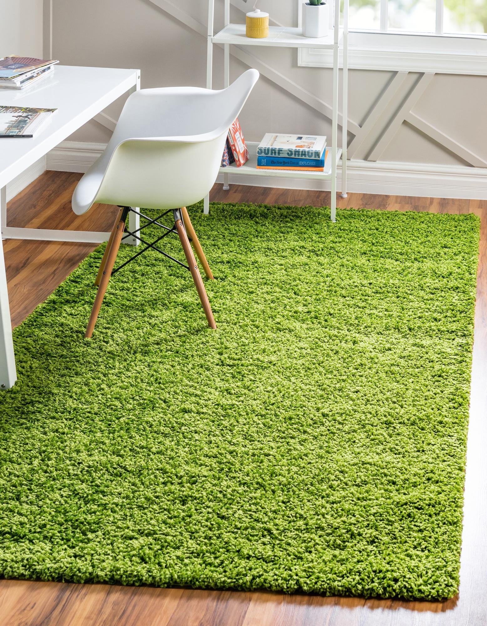 Plush Oasis Collection Area Rug - Serenity (Grass Green)