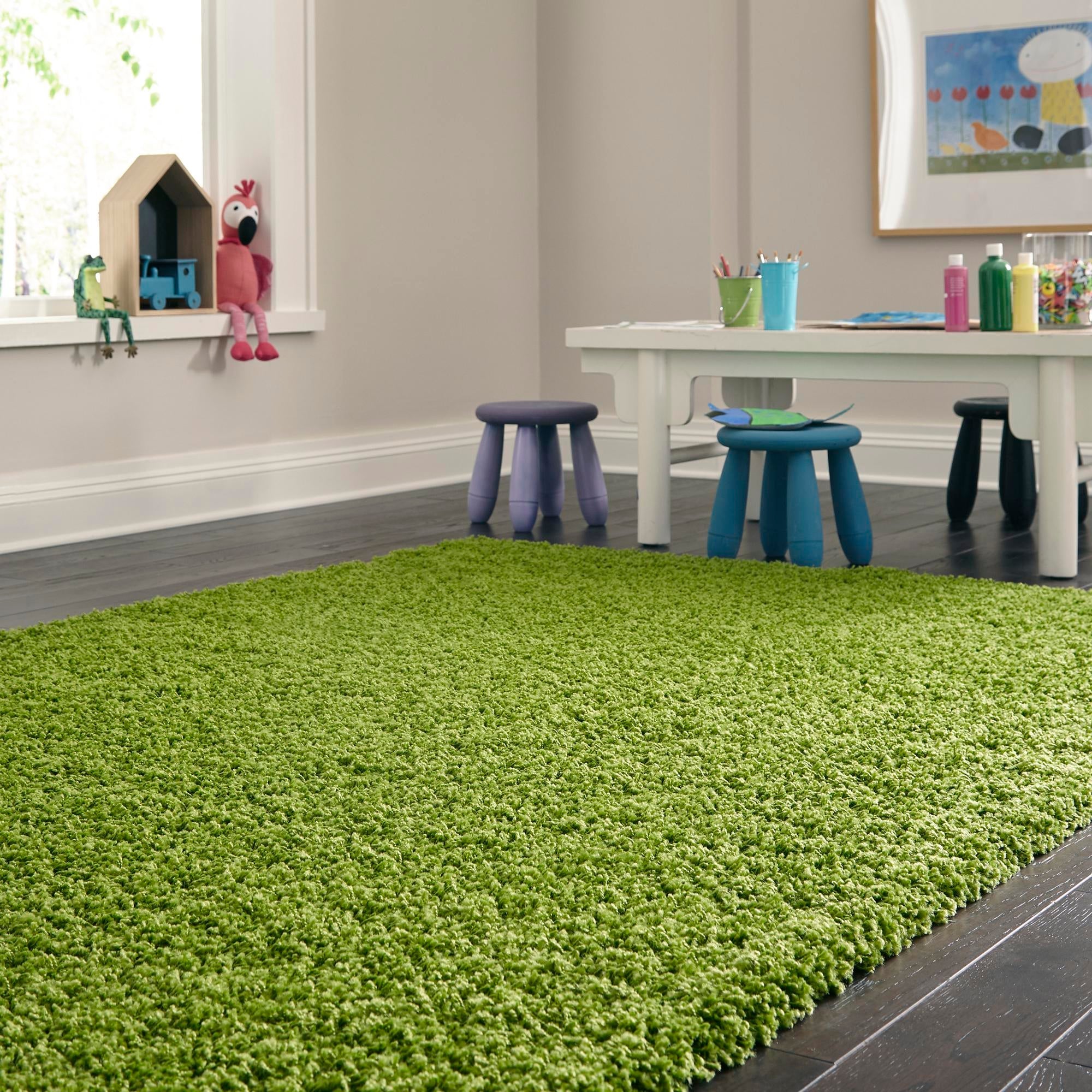 Plush Oasis Collection Area Rug - Serenity (Grass Green)