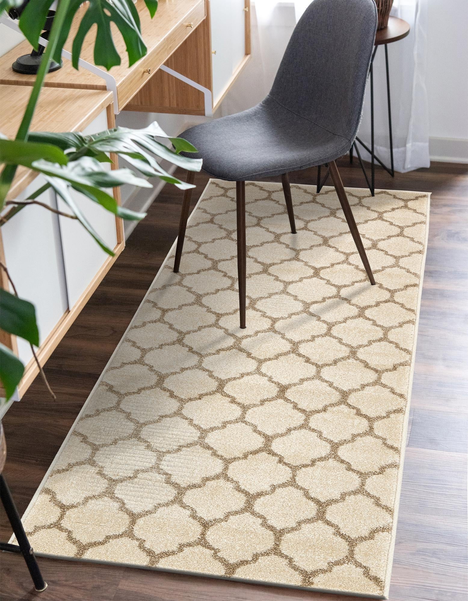 Lattice Gardens Collection Area Rug -  Bloomfield (Beige and Light Brown)