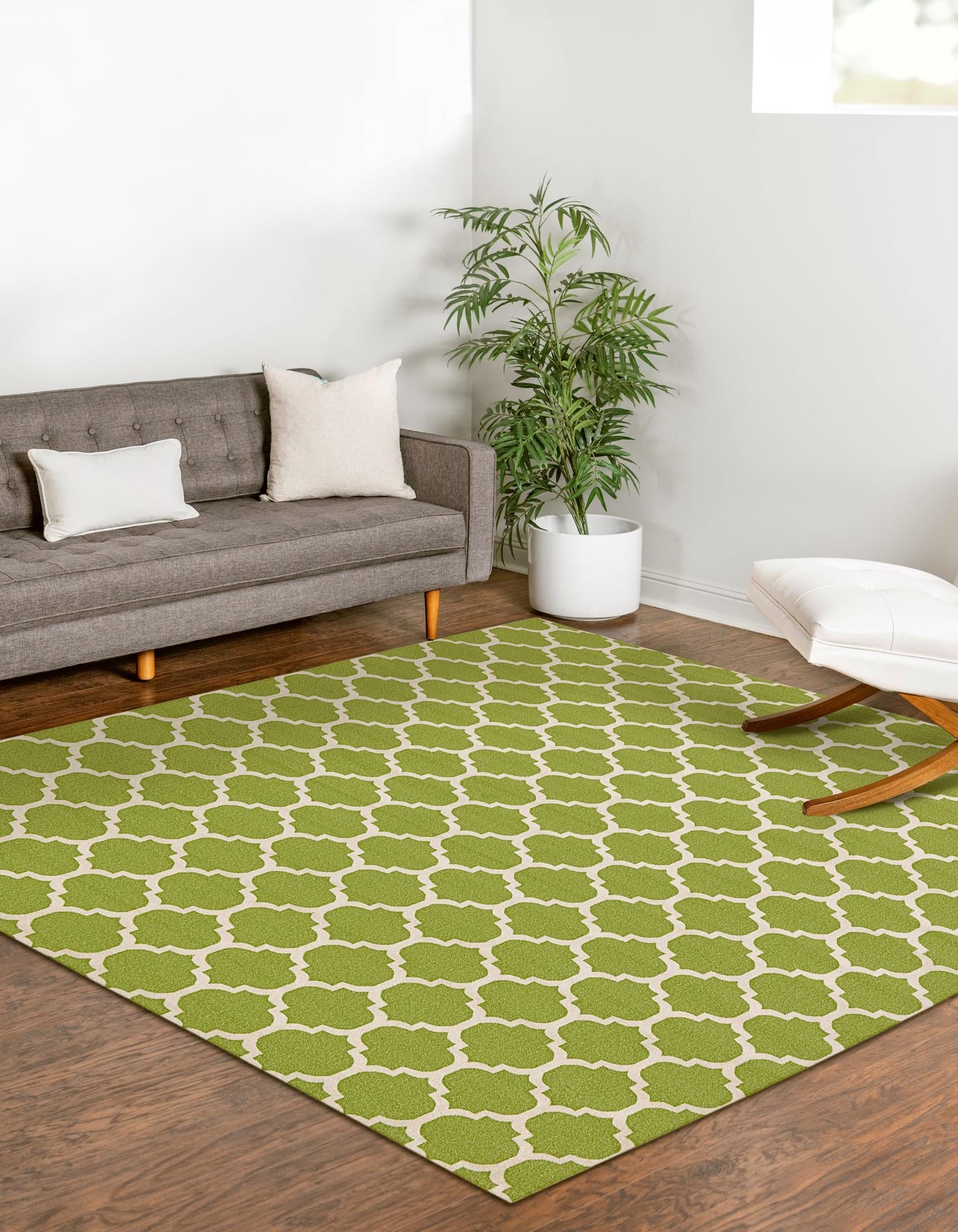 Lattice Gardens Collection Area Rug -  Bloomfield (Light Green)