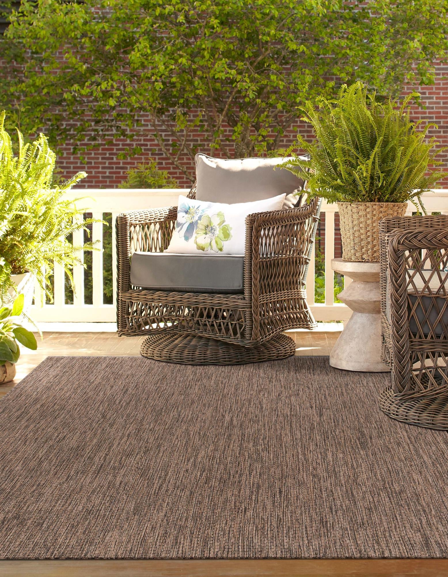 Seaside Serenity Collection Area Rug - Veranda (Light Brown)