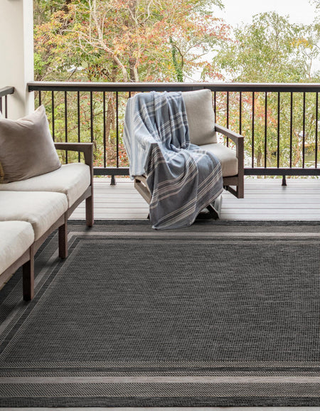 Terrace Fringe Collection Area Rug - Veranda (Black)