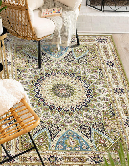 Persian Elegance Collection Area Rug -  Hamedan (Green)