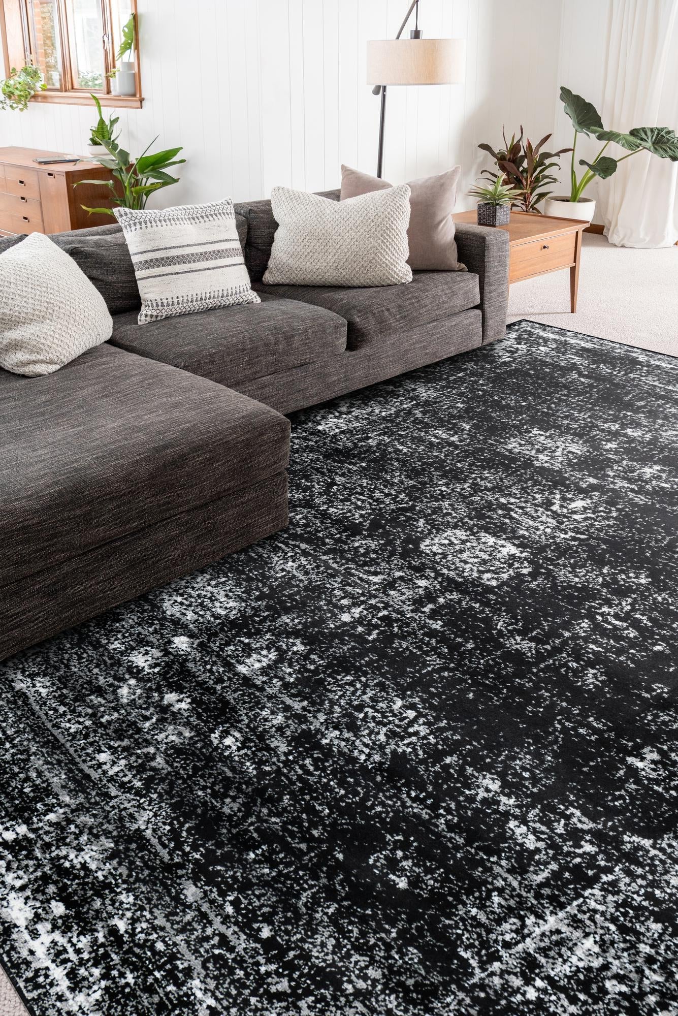 Riviera Elegance Collection Area Rug - Antibes (Black)