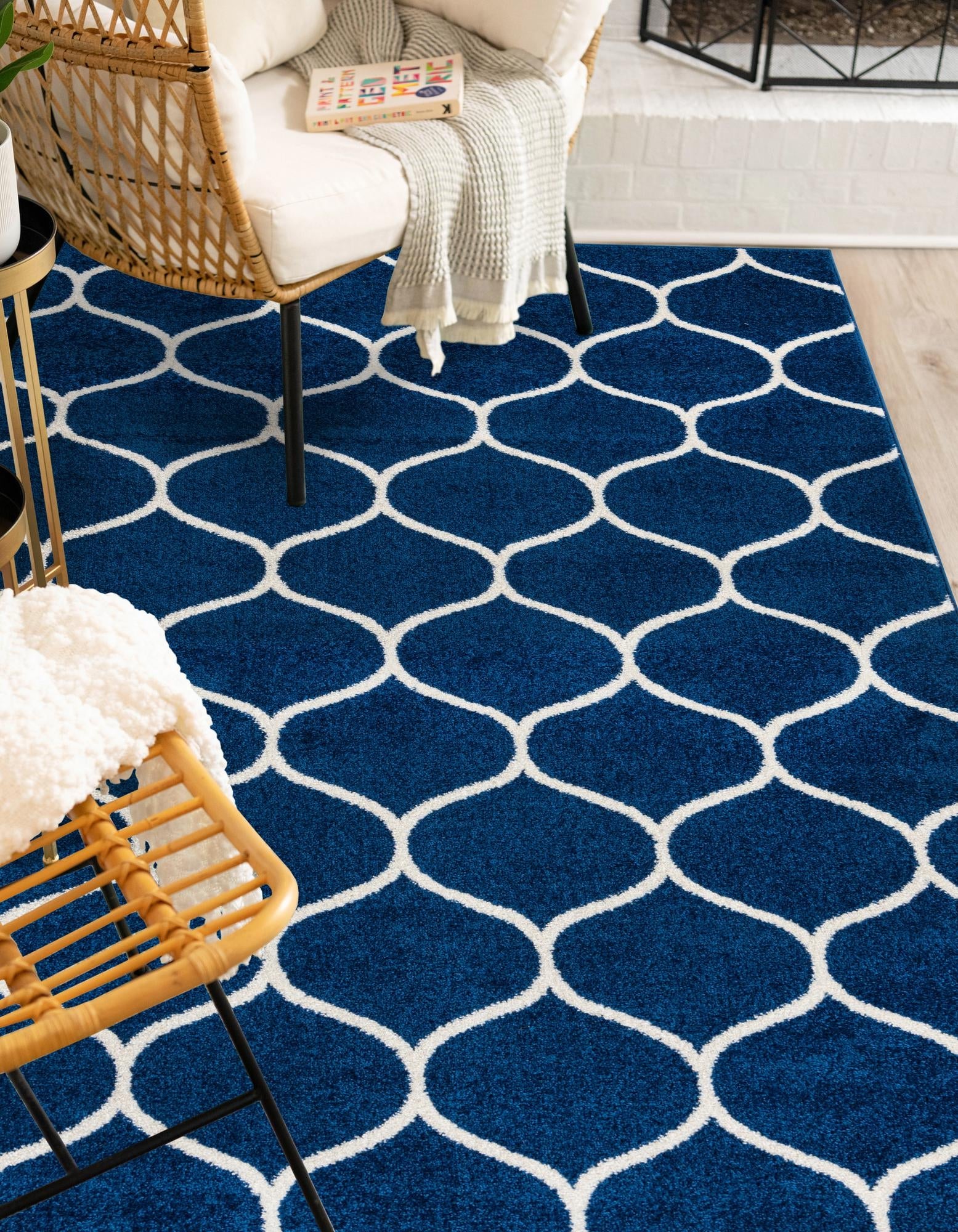 Trellis Mosaic Collection Area Rug -  Pergolatown (Navy Blue)