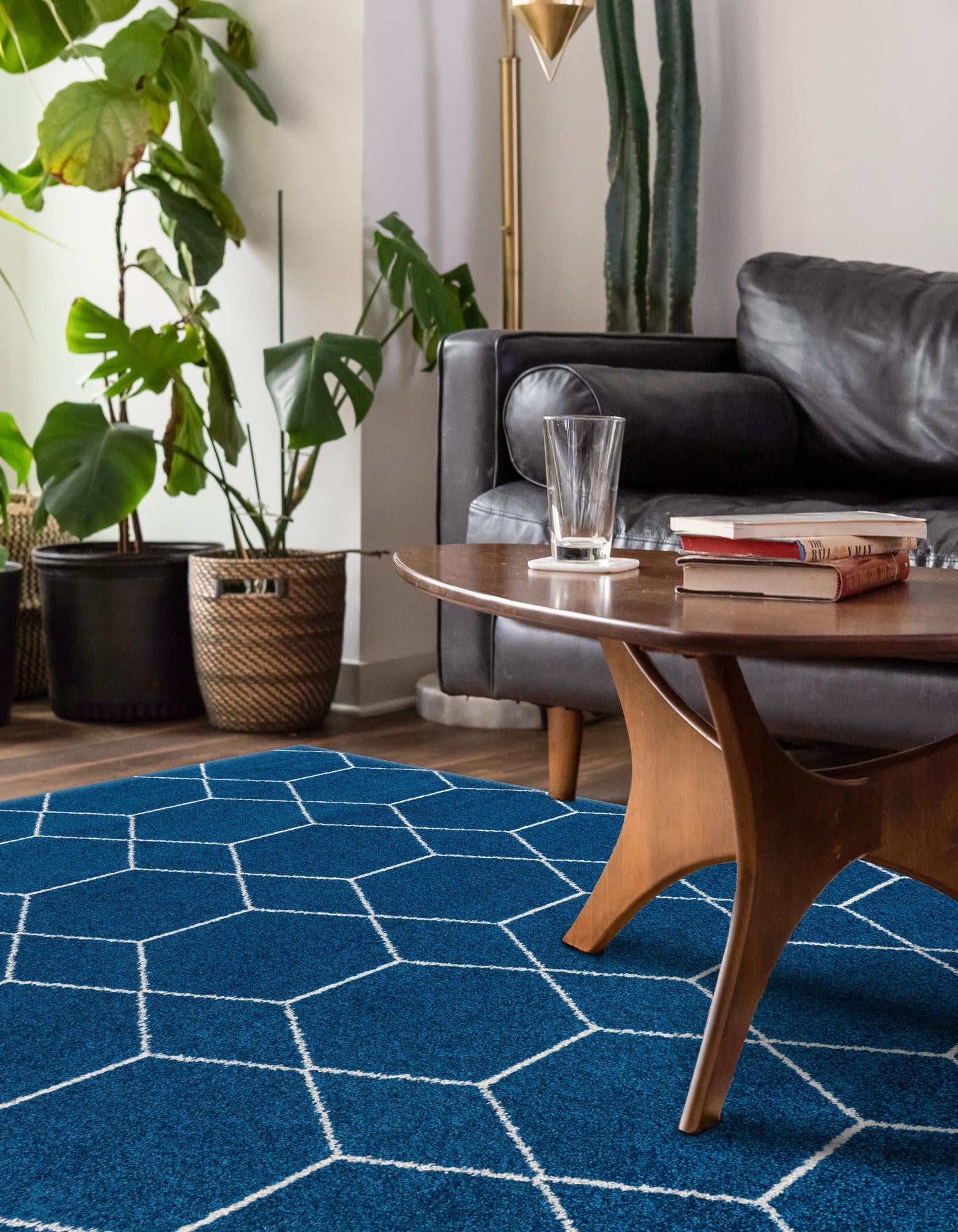 Trellis Mosaic Collection Area Rug - Arborville (Navy Blue)