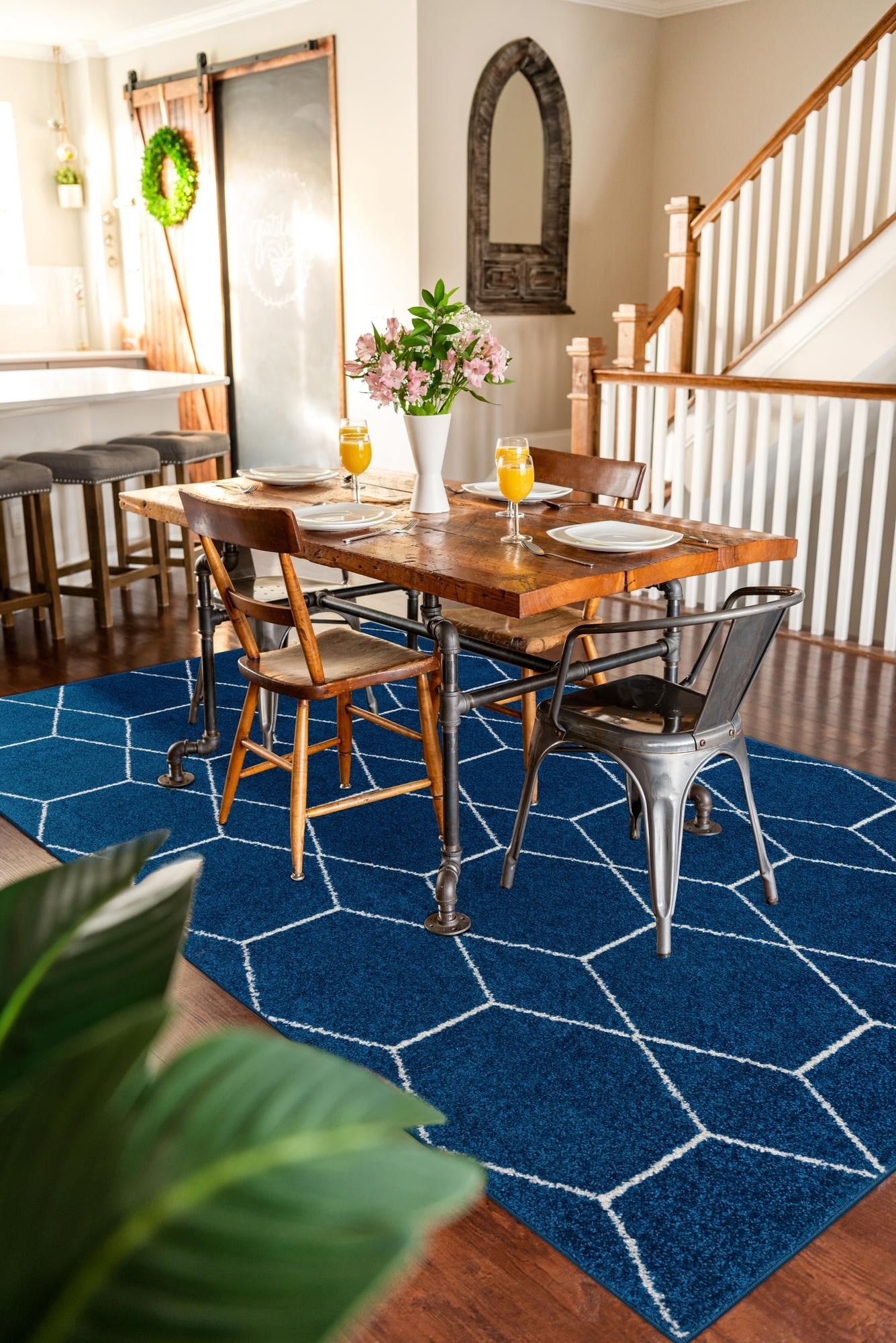 Trellis Mosaic Collection Area Rug - Arborville (Navy Blue)