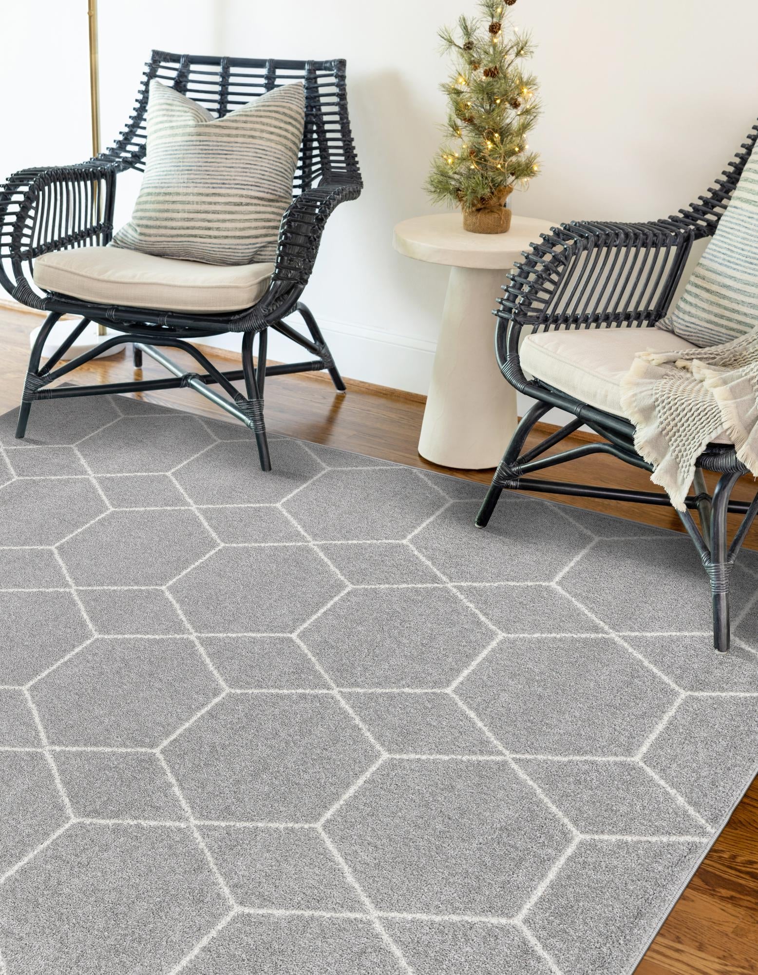 Trellis Mosaic Collection Area Rug - Arborville (Light Gray)