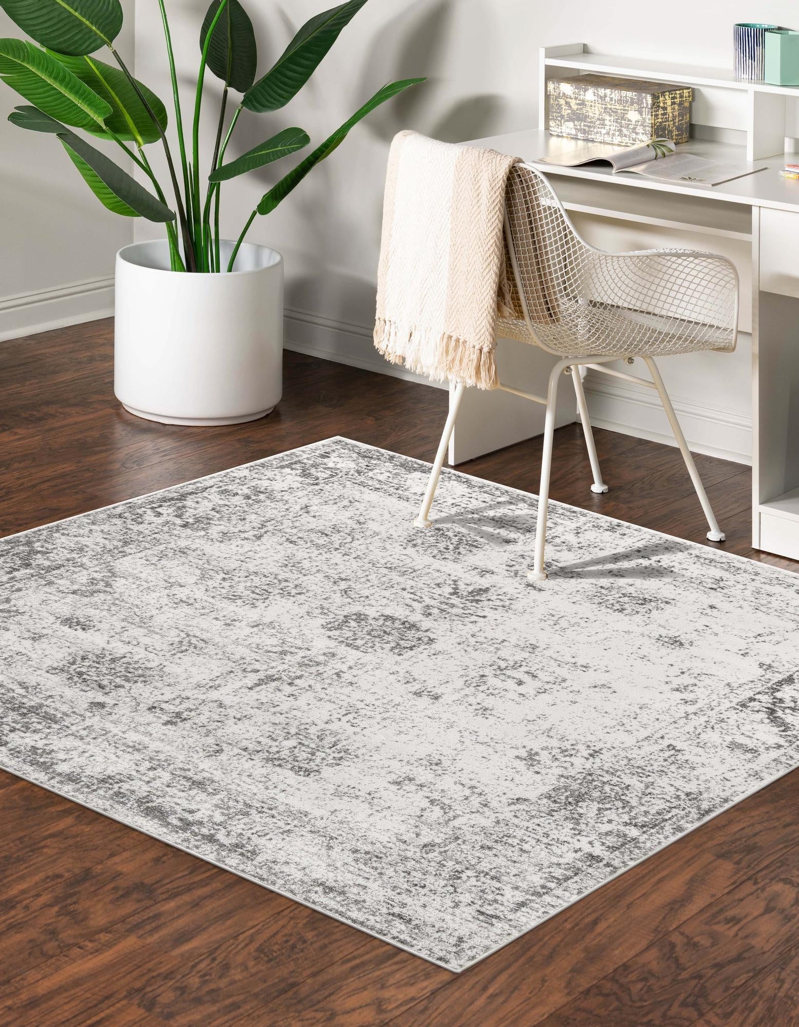 Riviera Elegance Collection Area Rug - Antibes (Gray)