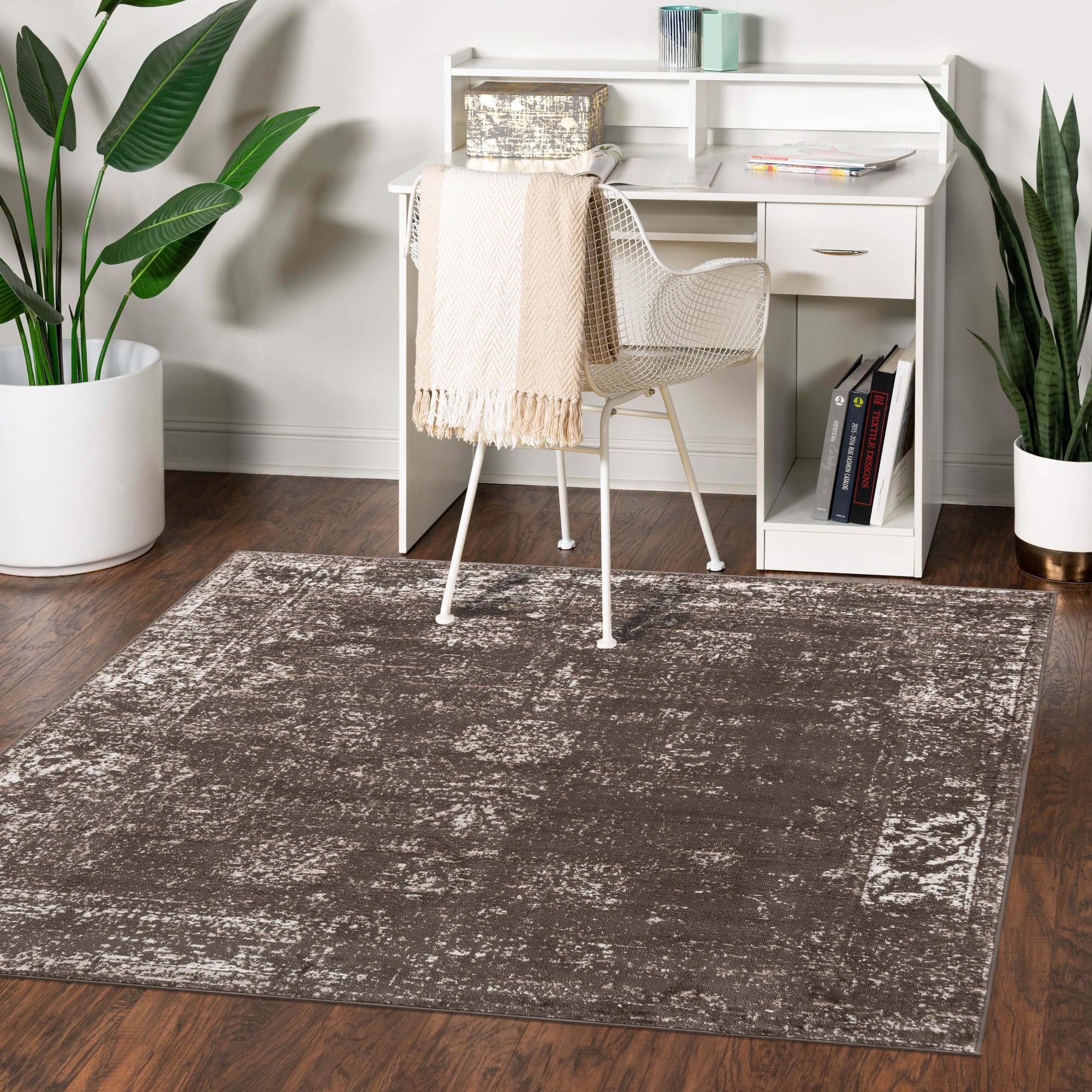 Riviera Elegance Collection Area Rug - Antibes (Brown)