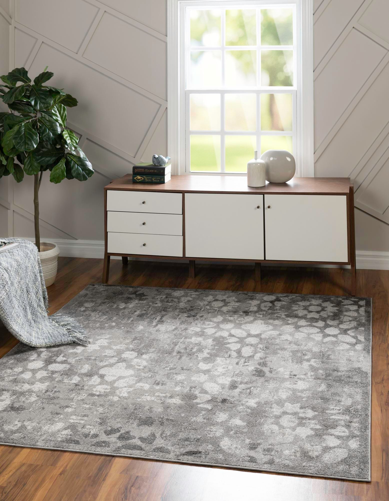 Riviera Elegance Collection Area Rug -  Vence