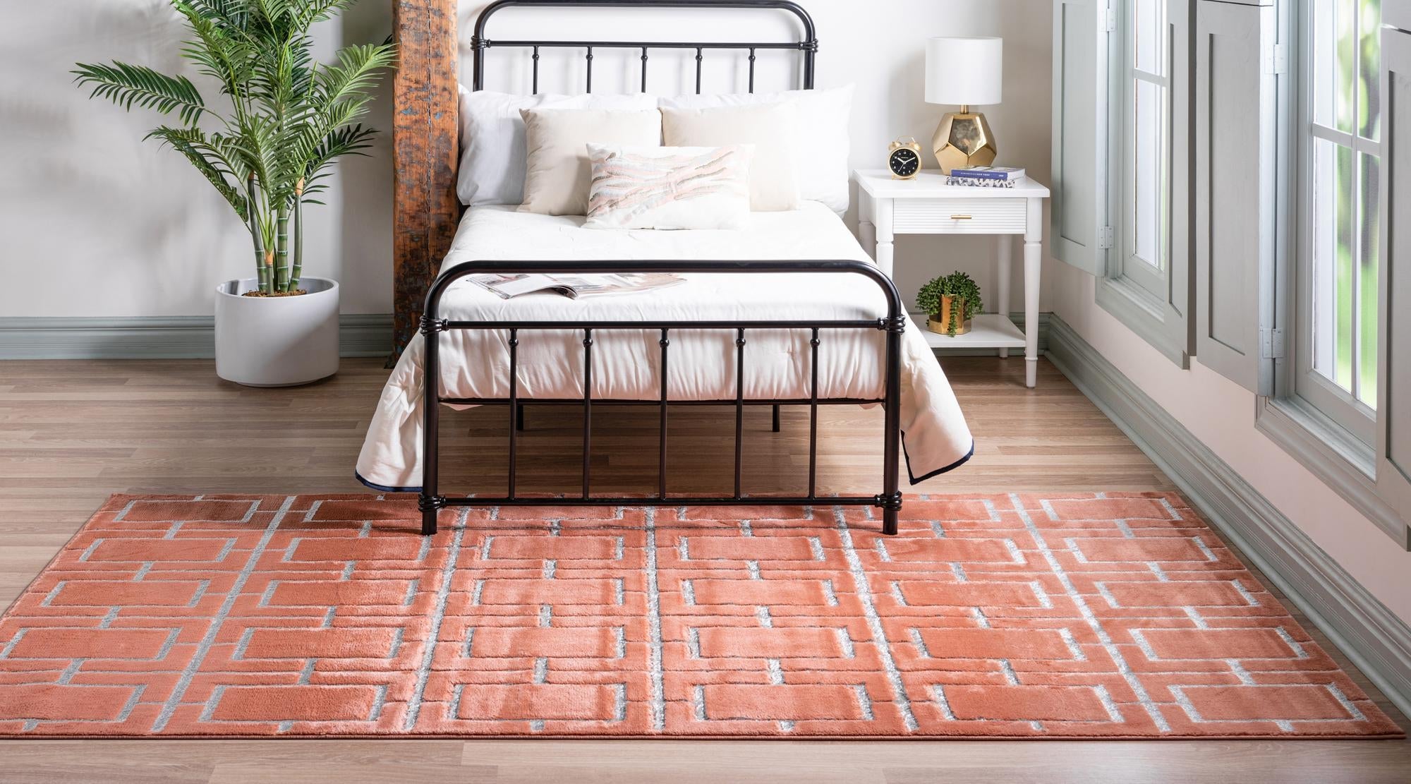 Hollywood Luxe Collection Area Rug -  Beverly (Coral Silver)