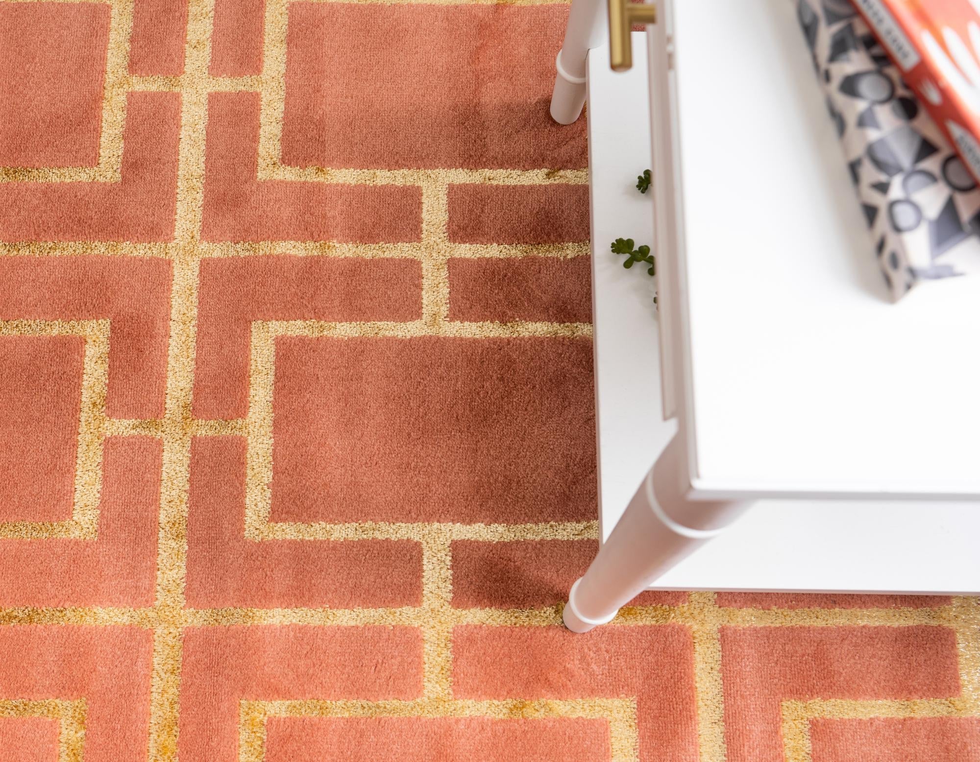 Hollywood Luxe Collection Area Rug -  Beverly (Coral Gold)