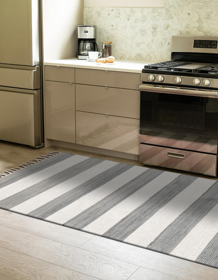 Tassel Trail Collection Area Rug - Pathway (Gray)