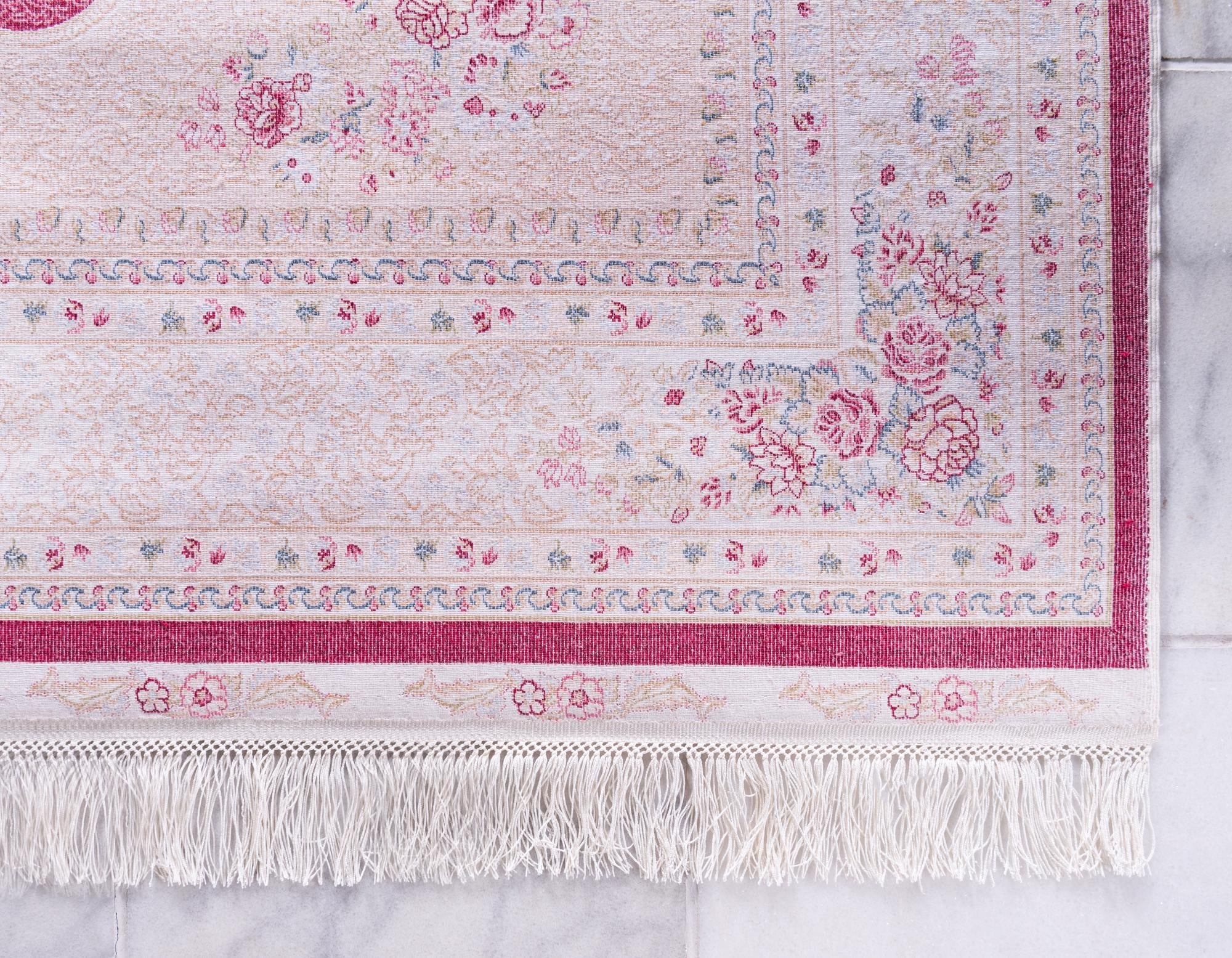 Persian Silk Elegance Collection Area Rug -  Kashan