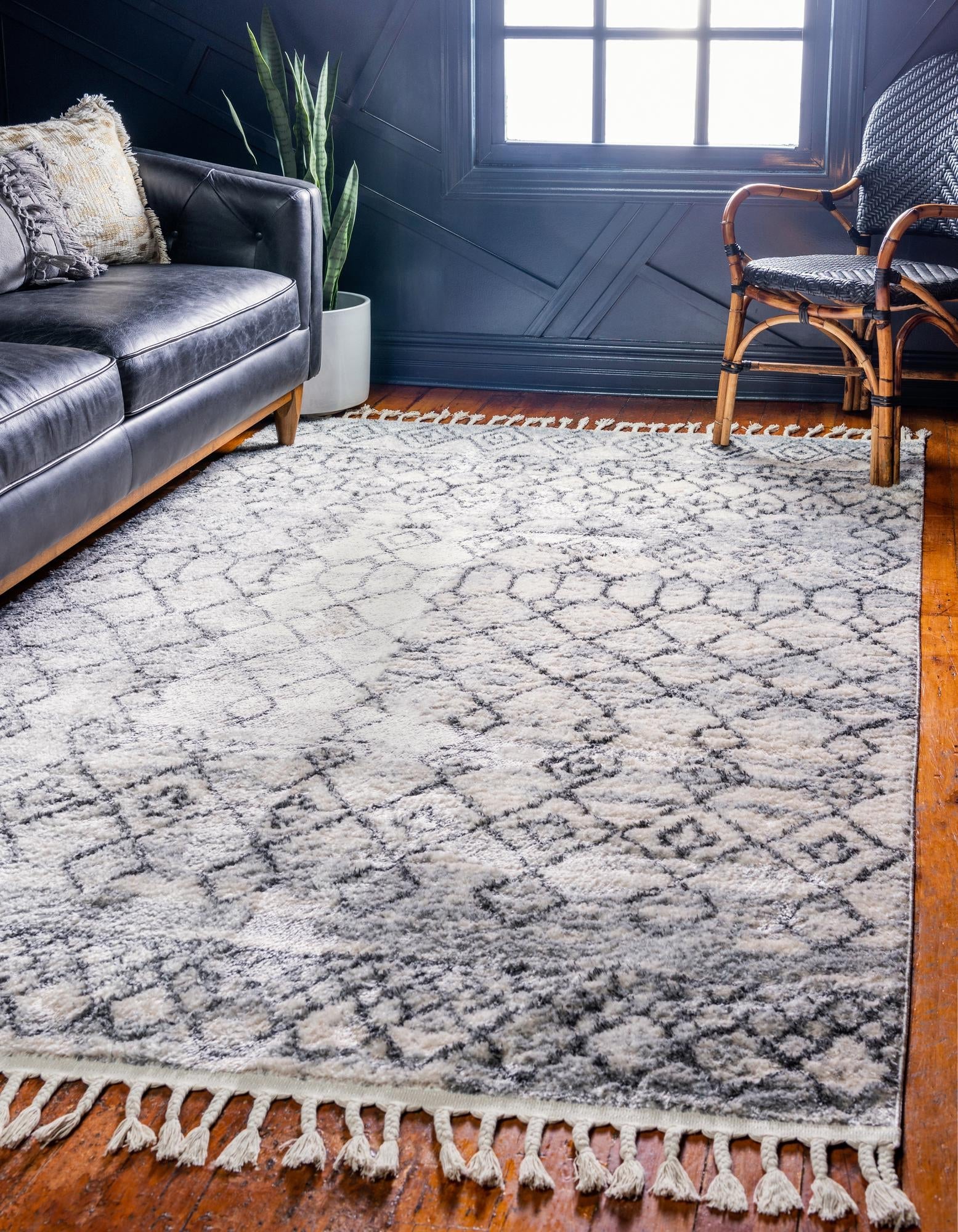 Himalaya Heights Collection Area Rug - Everest