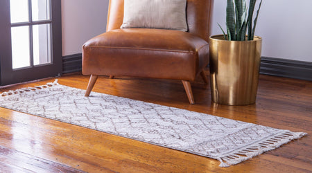 Himalaya Heights Collection Area Rug - Everest