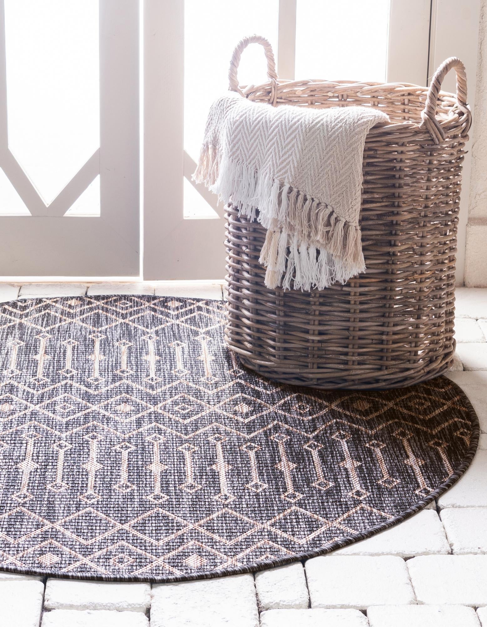 Seaside Lattice Collection Area Rug -  Pergola (Charcoal Gray)