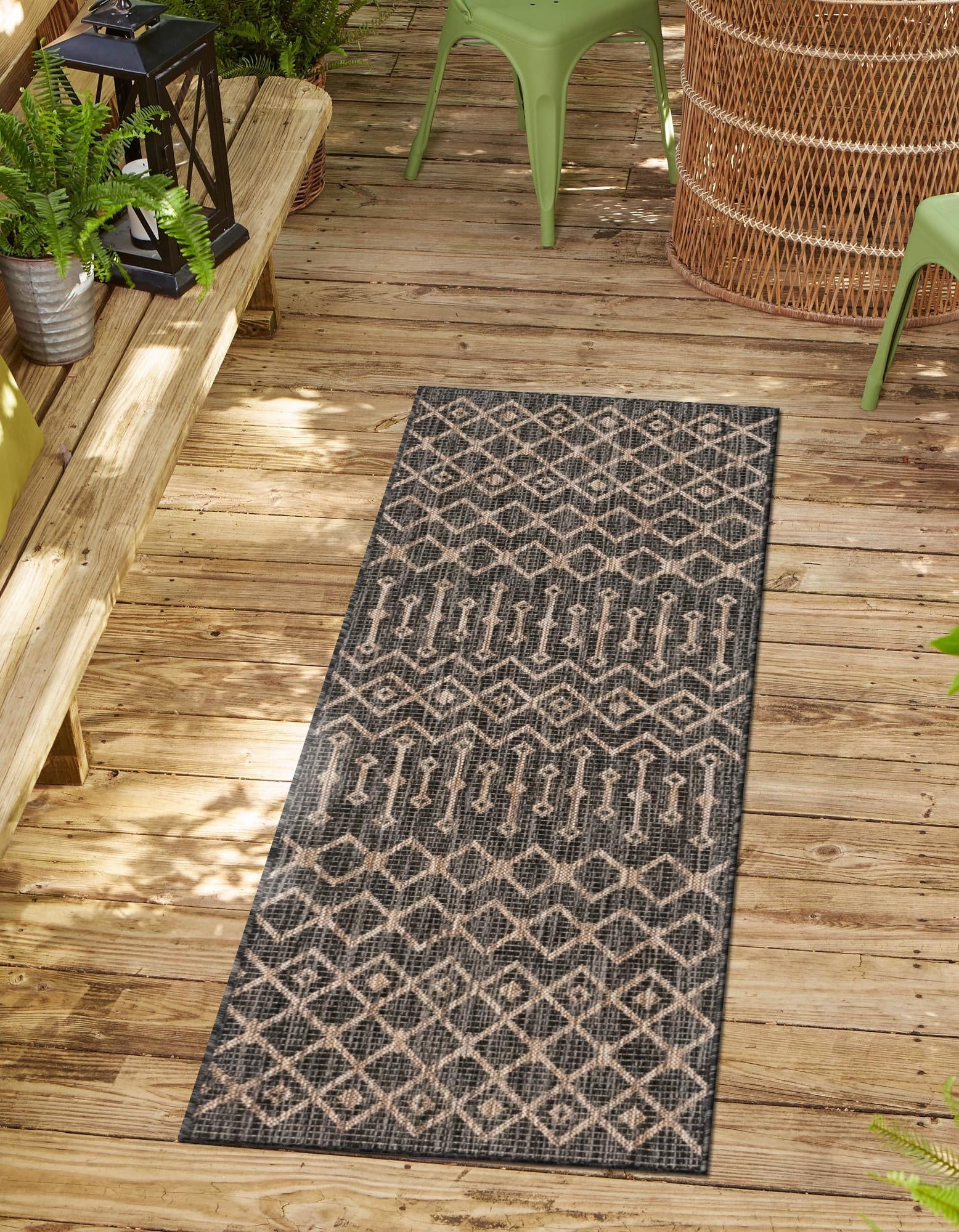 Seaside Lattice Collection Area Rug -  Pergola (Charcoal Gray)