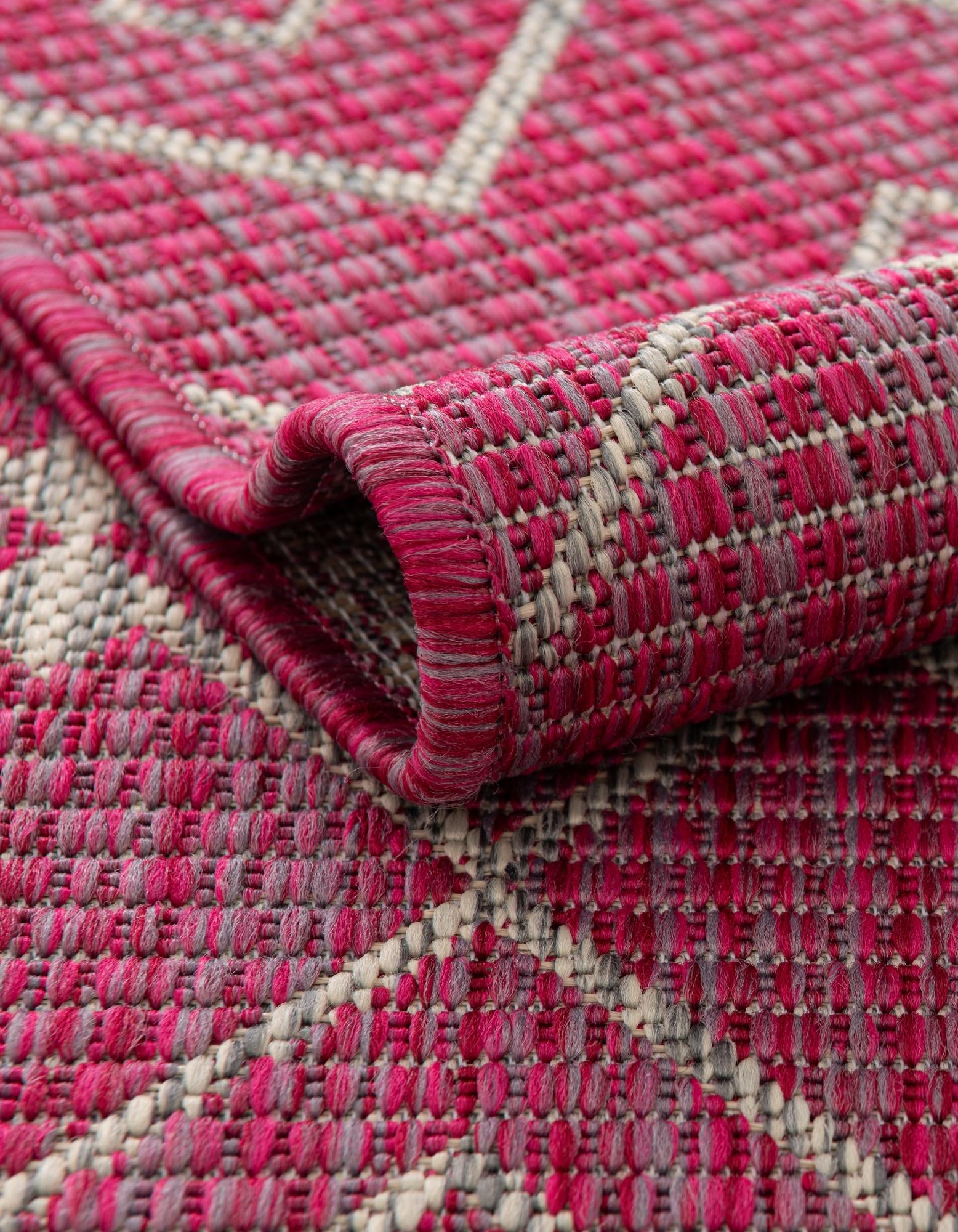 Seaside Lattice Collection Area Rug -  Pergola (Fuschia)