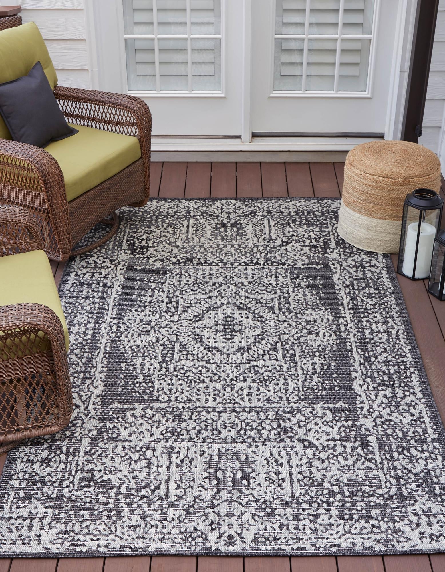 Patio Heritage Collection Area Rug - Savannah (Charcoal Gray)