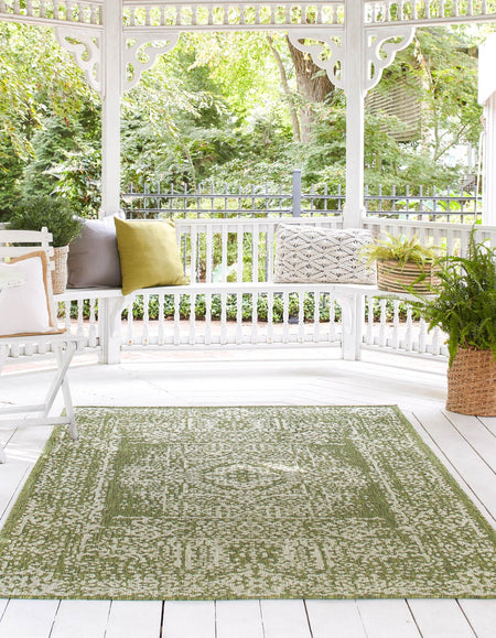 Patio Heritage Collection Area Rug - Savannah (Green)