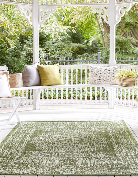 Patio Heritage Collection Area Rug - Savannah (Green)