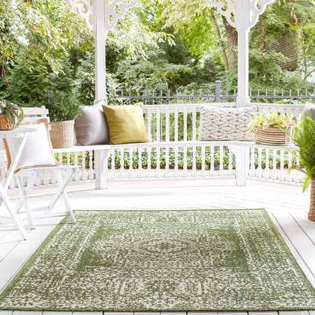 Patio Heritage Collection Area Rug - Savannah (Green)