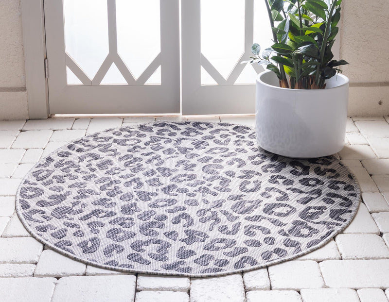 Jungle Expedition Collection Area Rug -  Amazon (Light Gray) Round Light Gray  lifestyle 26