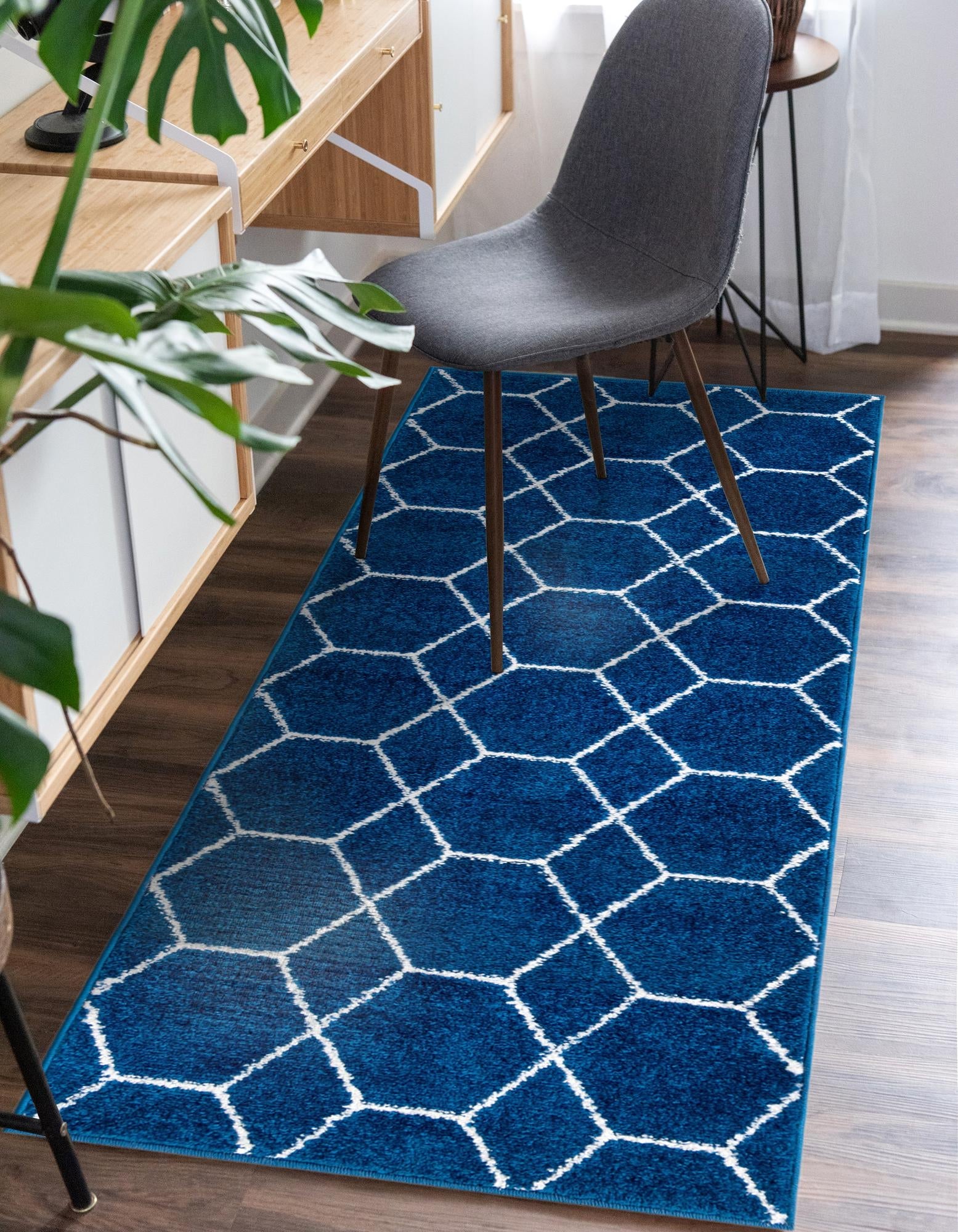 Trellis Mosaic Collection Area Rug - Arborville (Navy Blue)