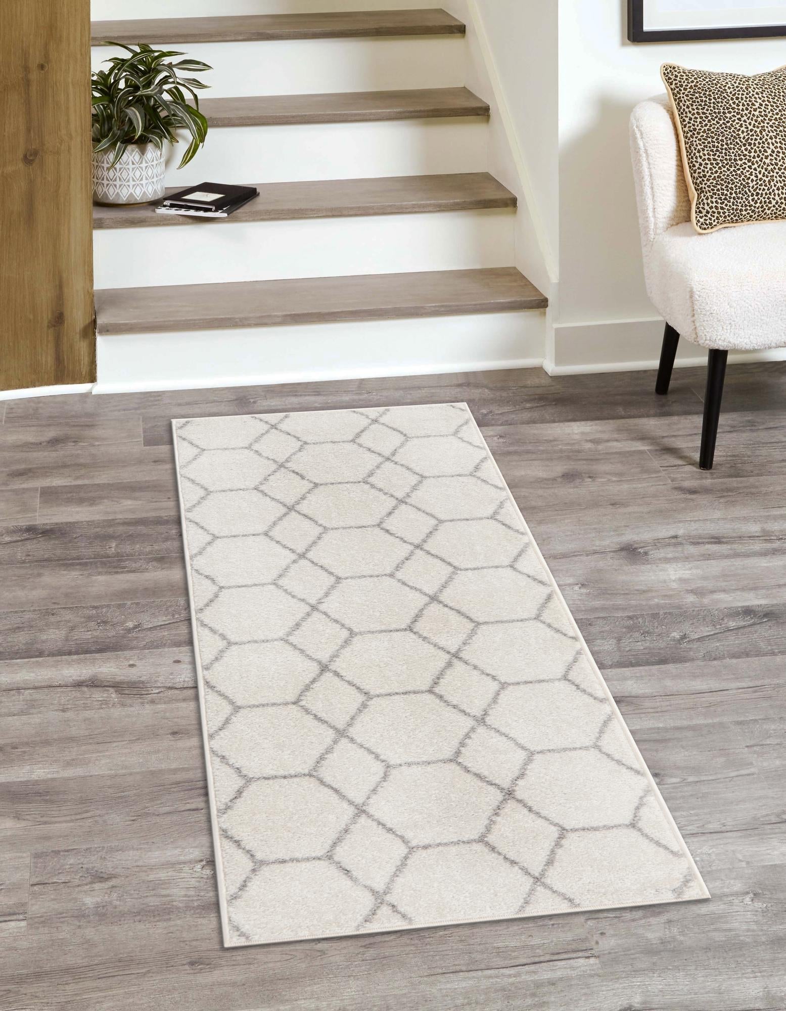 Trellis Mosaic Collection Area Rug - Arborville (Ivory)