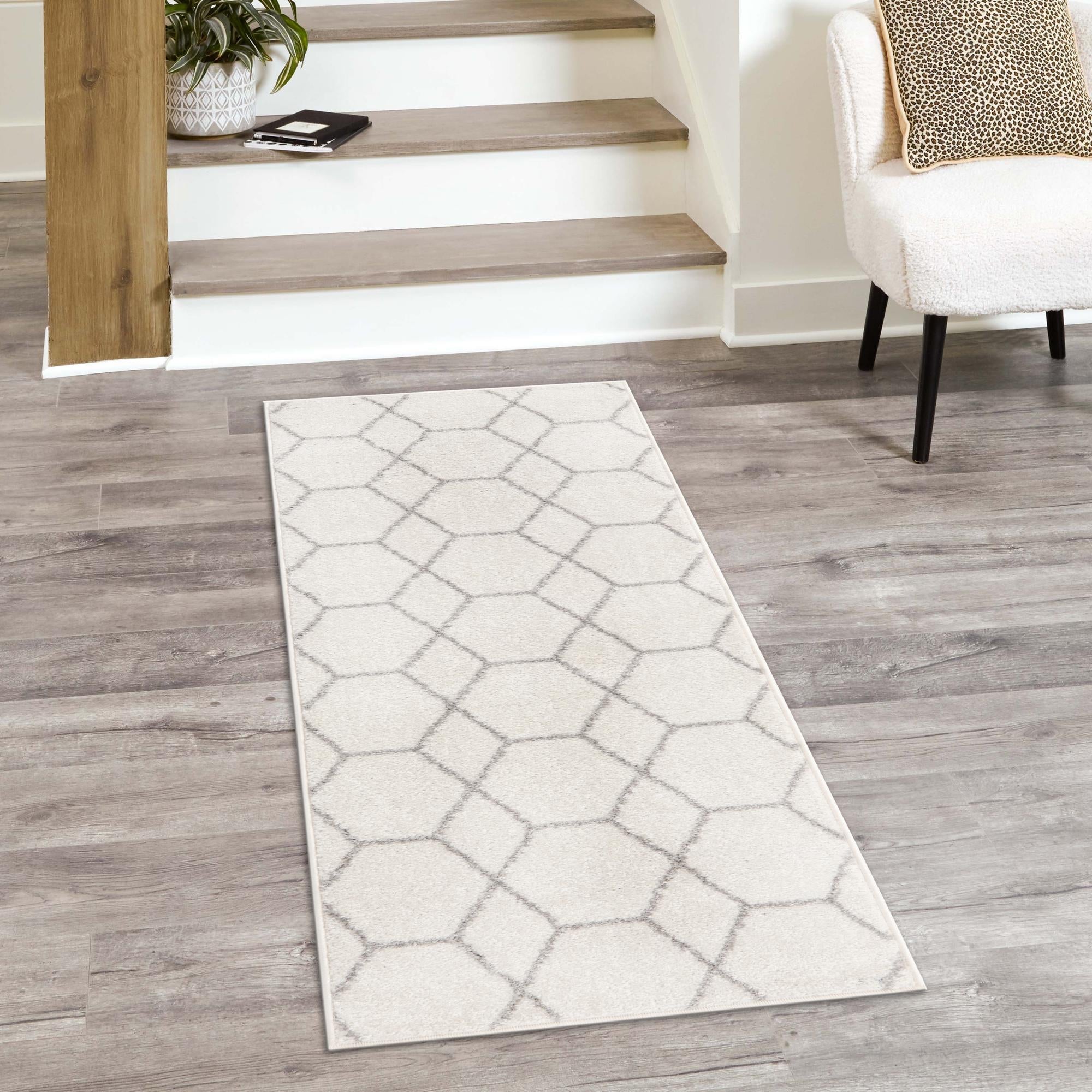 Trellis Mosaic Collection Area Rug - Arborville (Ivory)