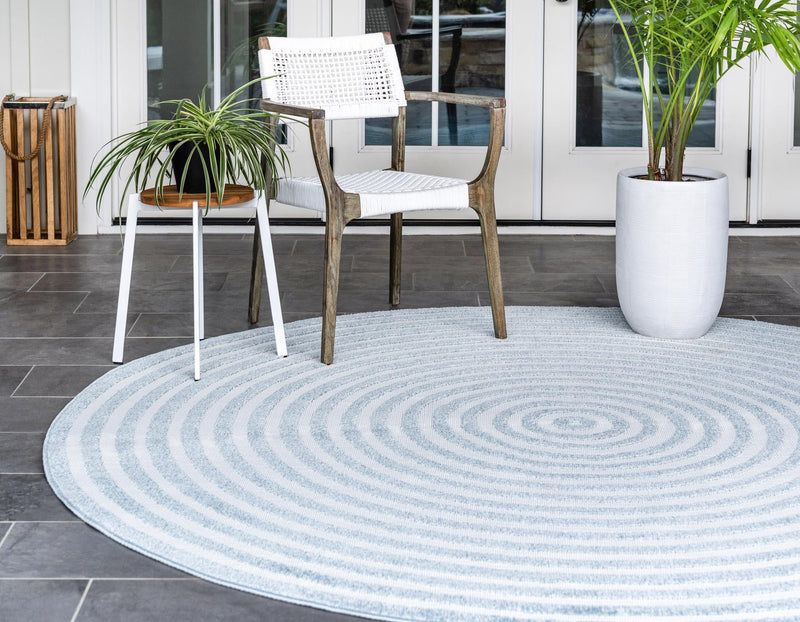 Catalina Cove Outdoor Collection Area Rug - Avalon Round Light Blue  lifestyle 64