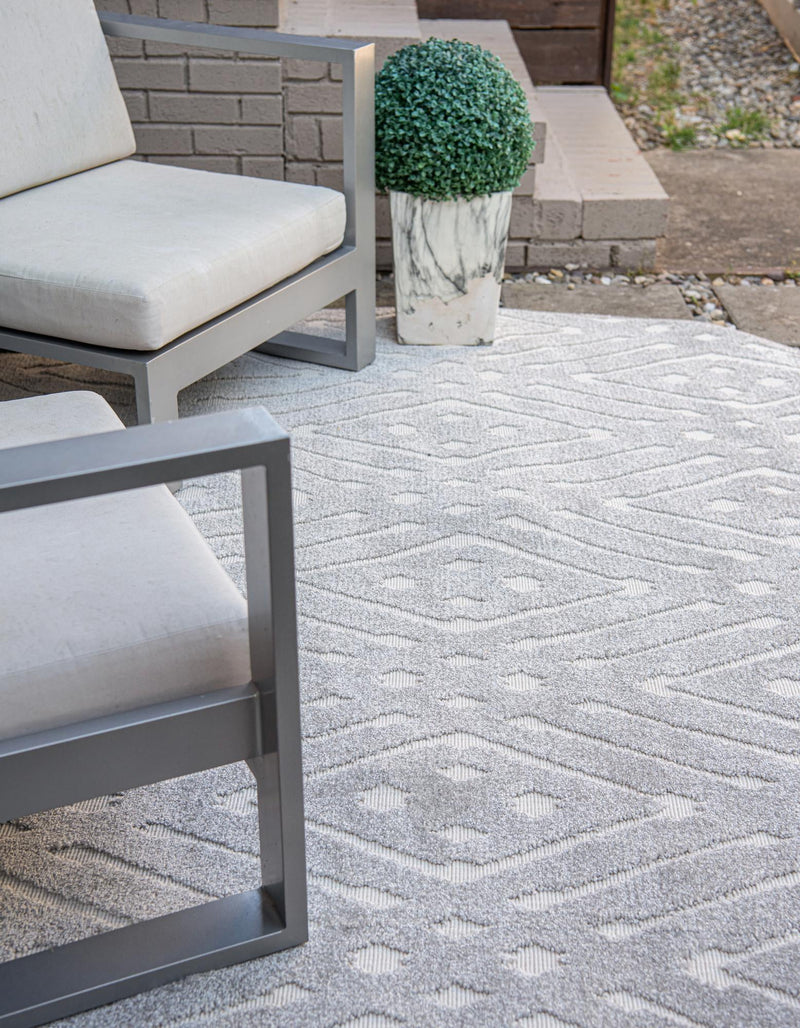 Catalina Cove Outdoor Collection Area Rug -  Laguna Round Gray  lifestyle 70