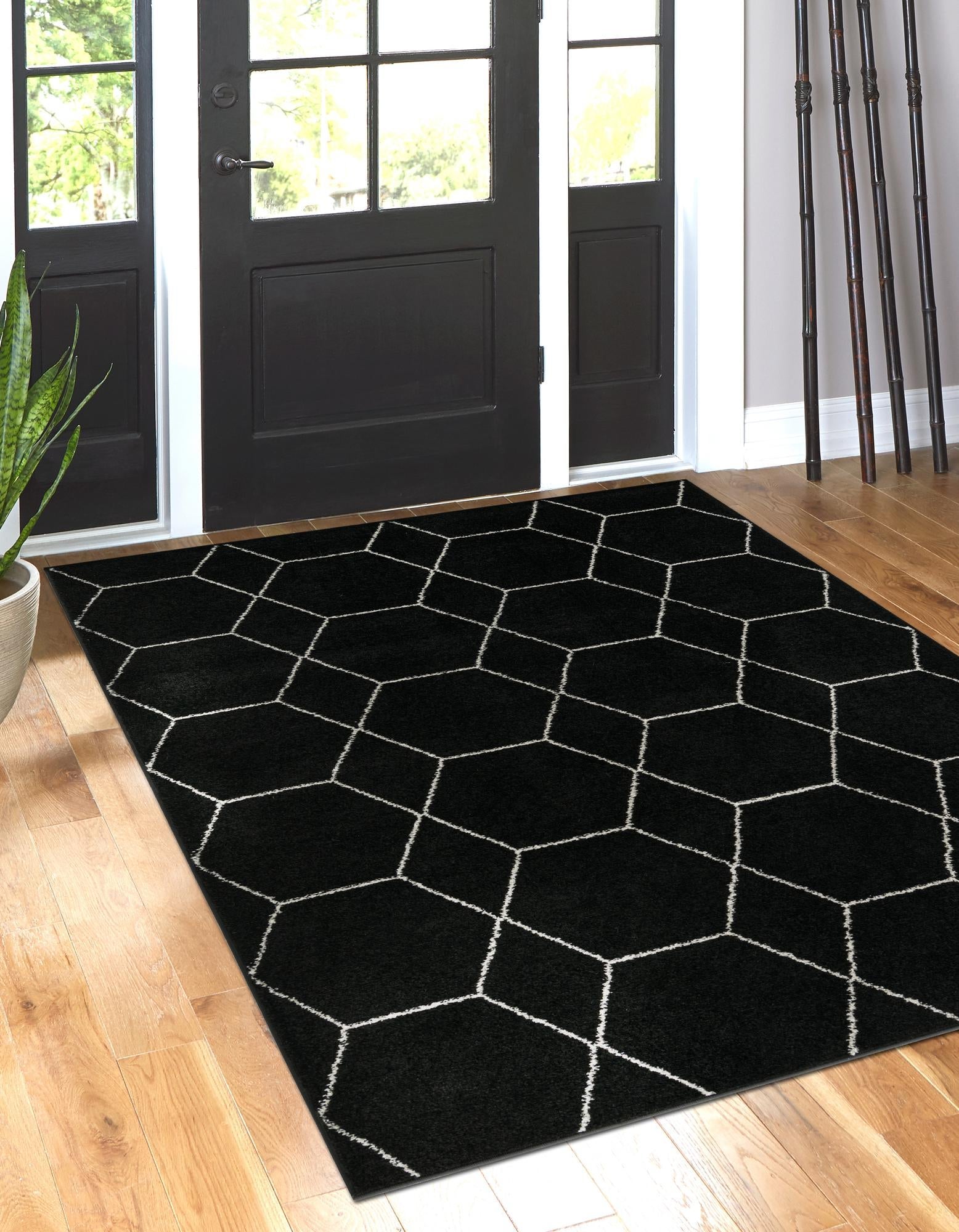 Trellis Mosaic Collection Area Rug - Arborville (Black)