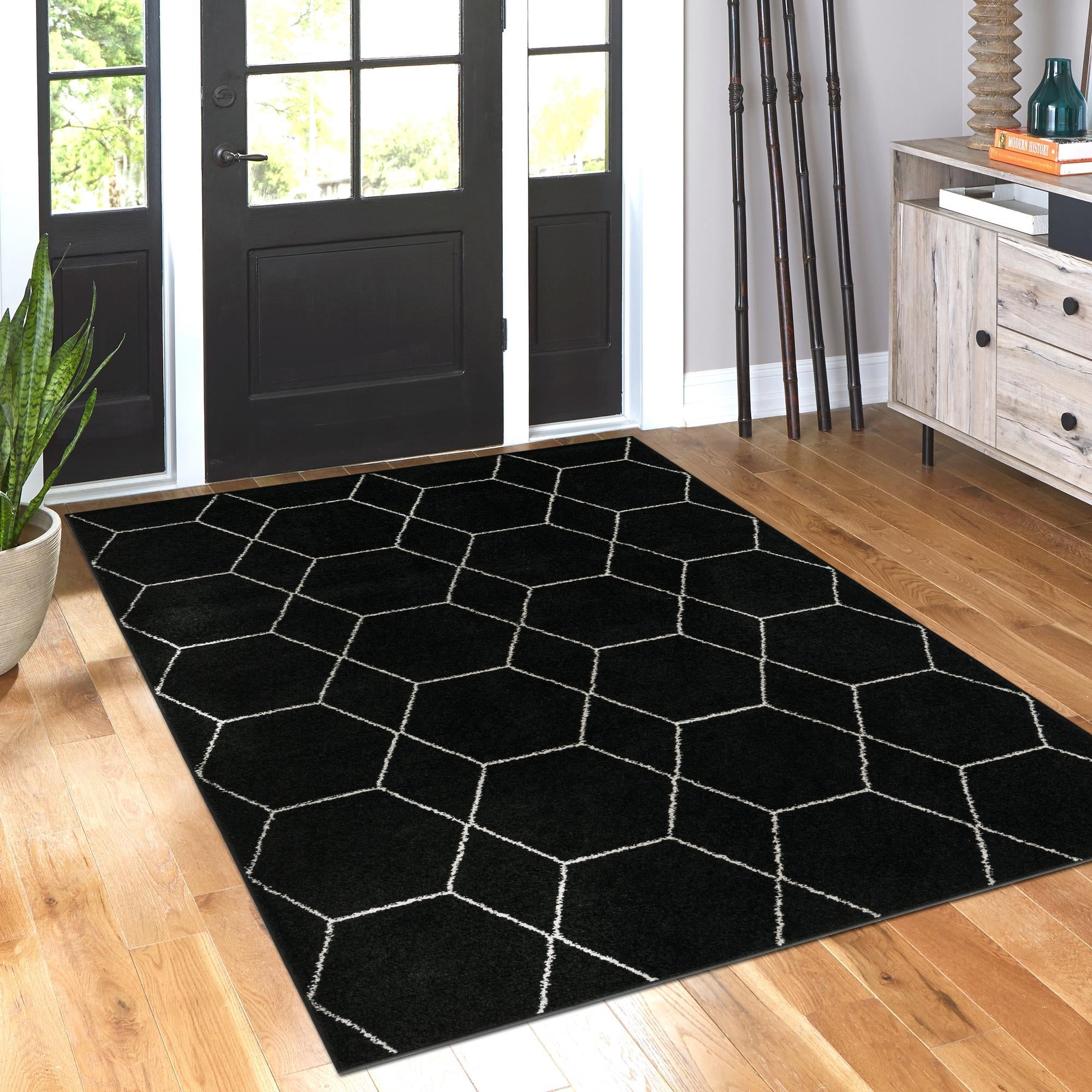 Trellis Mosaic Collection Area Rug - Arborville (Black)