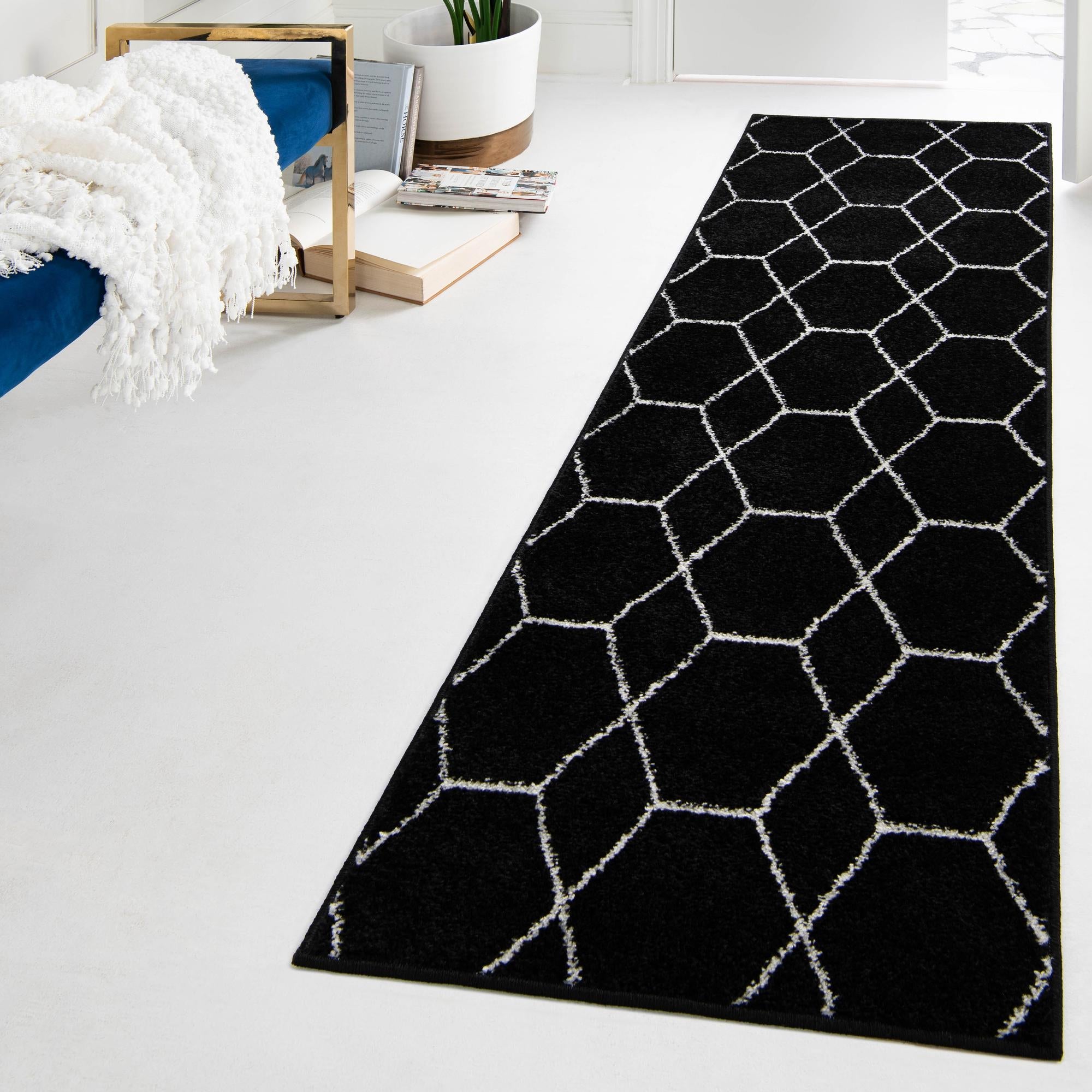 Trellis Mosaic Collection Area Rug - Arborville (Black)