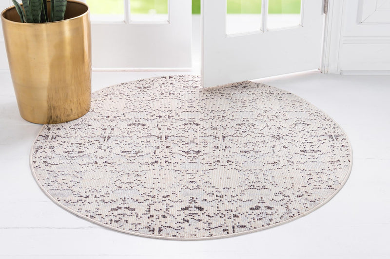 Mystic Oasis Collection Area Rug - Sahara Round Light Gray  lifestyle 71