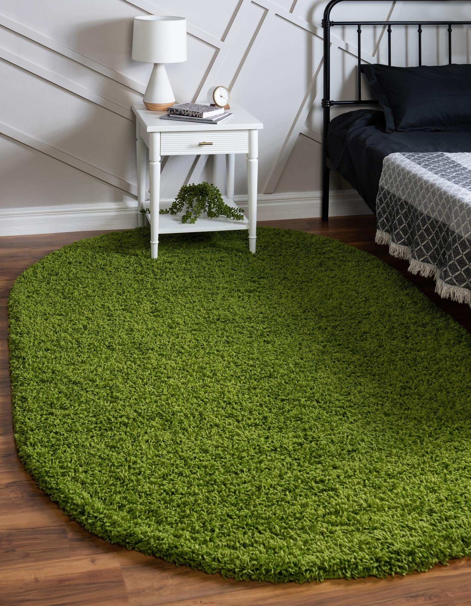 Plush Oasis Collection Area Rug - Serenity (Grass Green)