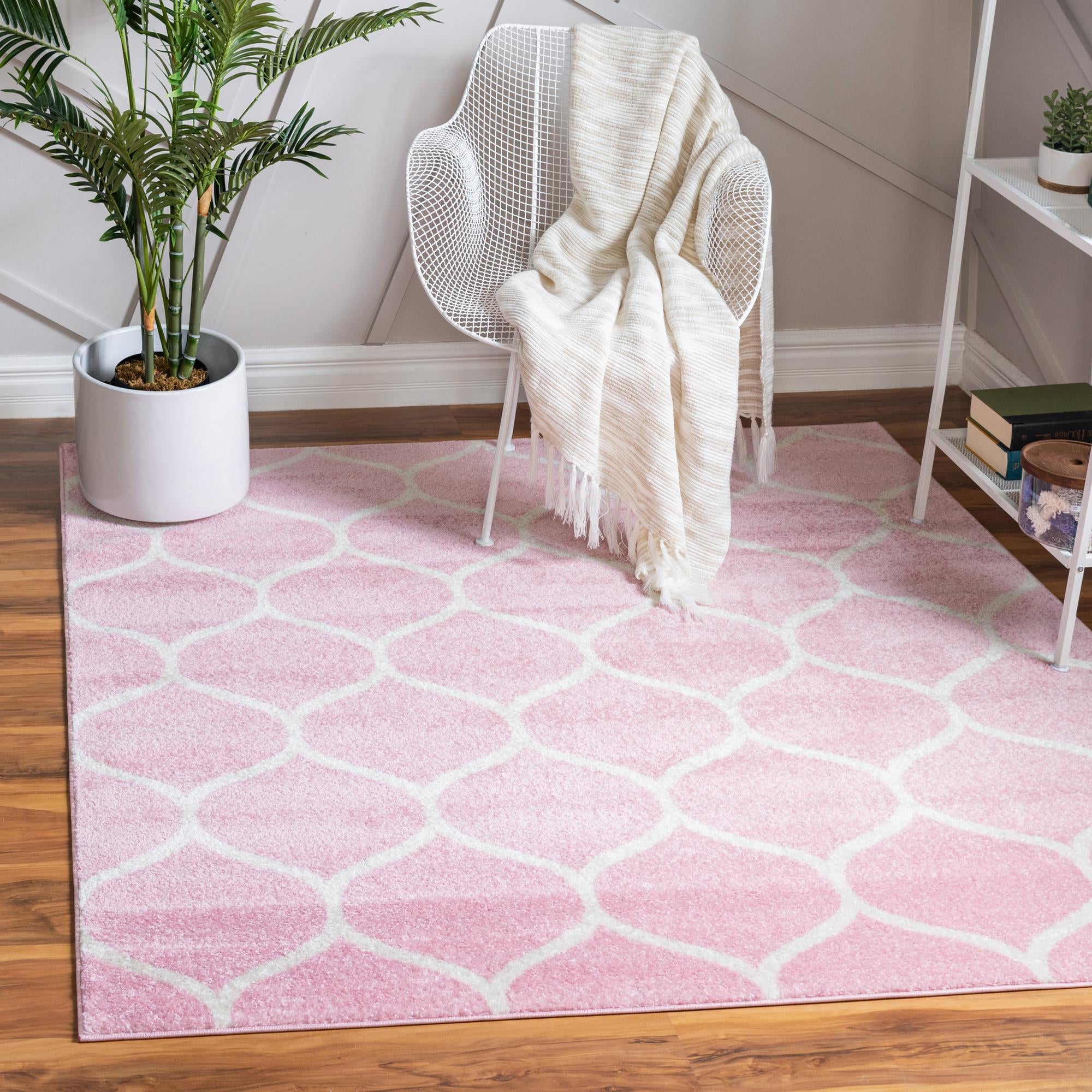 Trellis Mosaic Collection Area Rug -  Pergolatown (Light Pink)