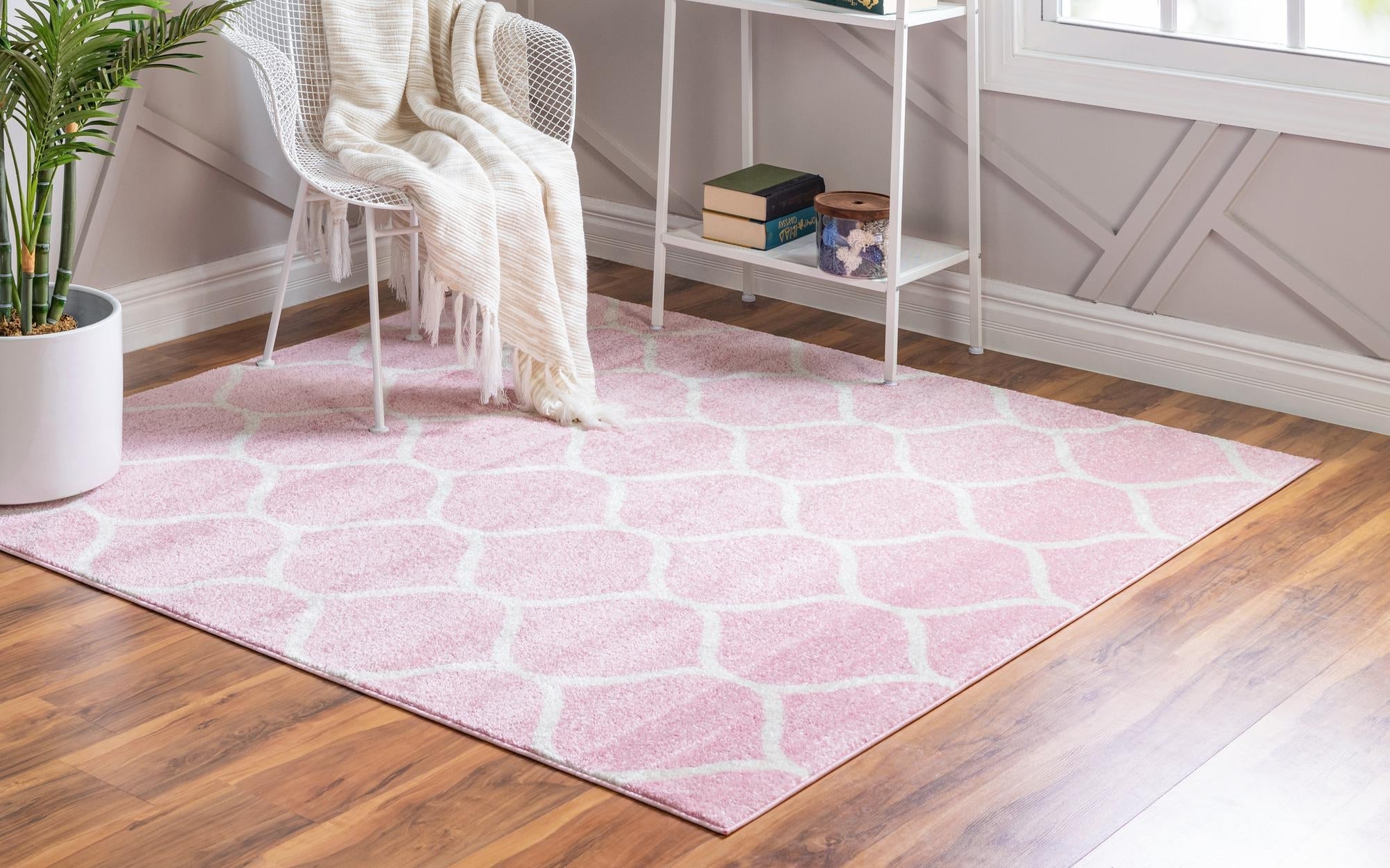 Trellis Mosaic Collection Area Rug -  Pergolatown (Light Pink)