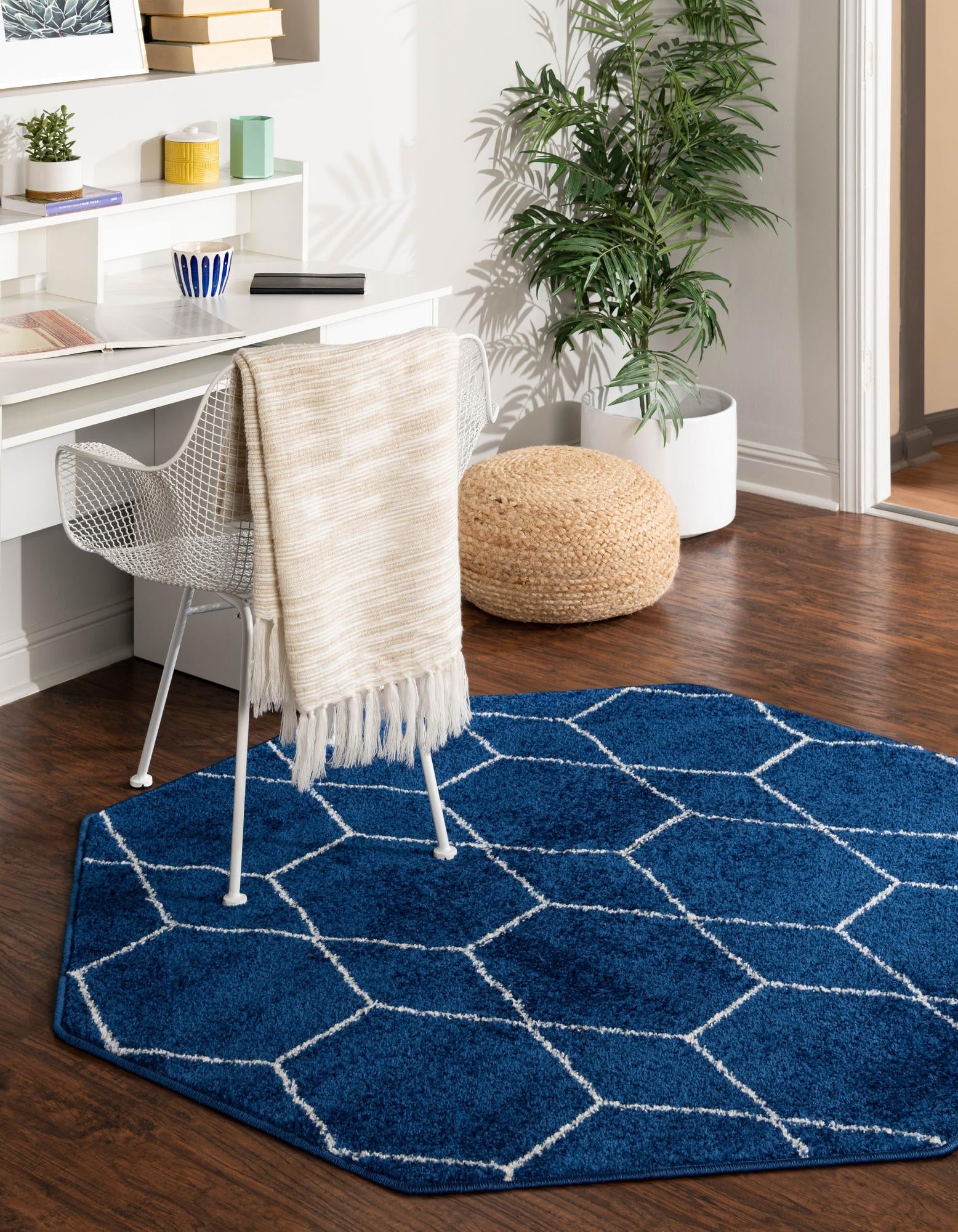 Trellis Mosaic Collection Area Rug - Arborville (Navy Blue)