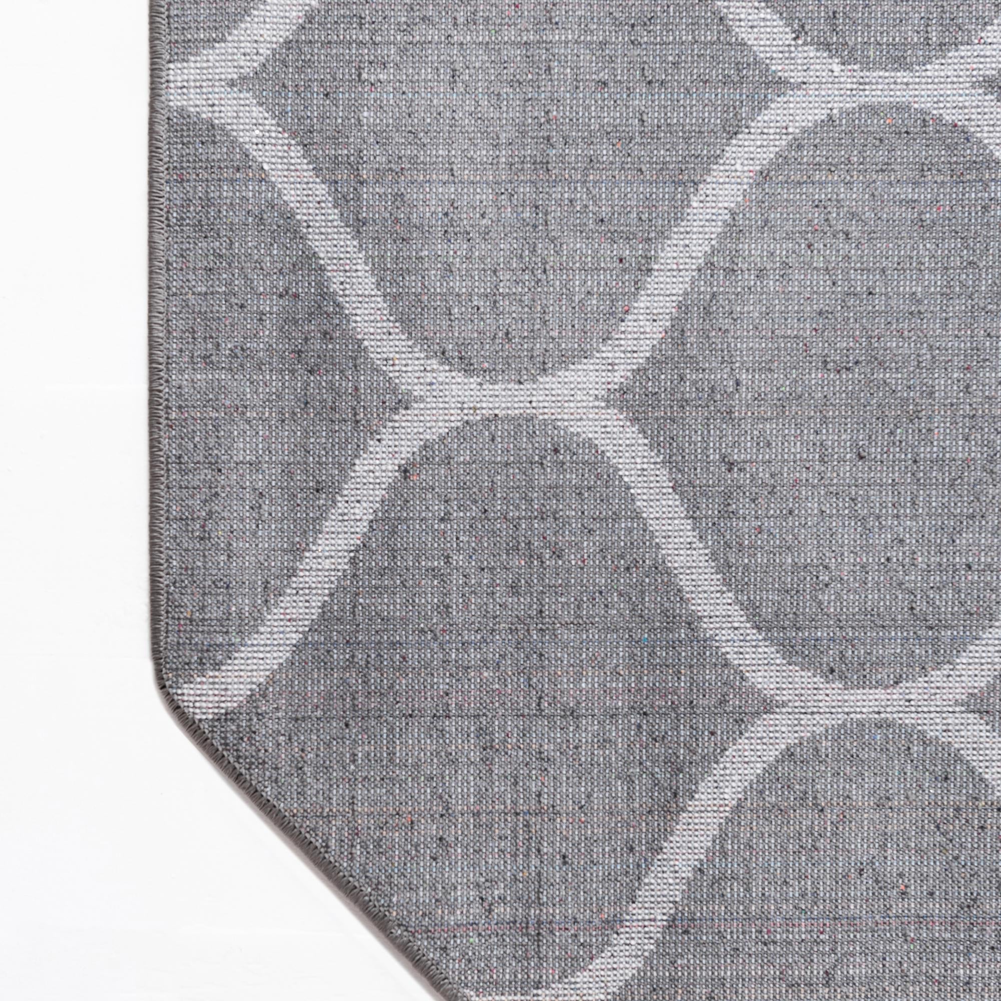 Trellis Mosaic Collection Area Rug -  Pergolatown (Dark Gray)